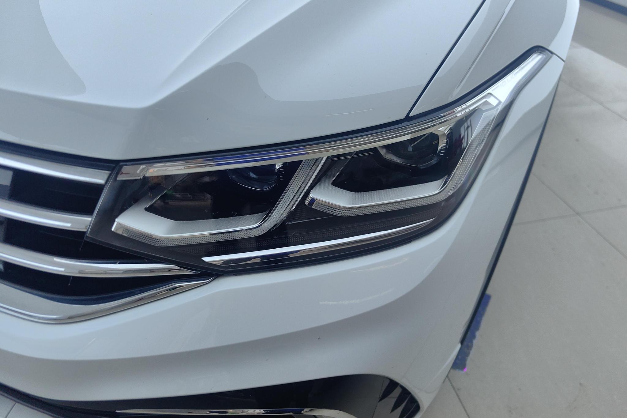 Volkswagen Tiguan PHEV L PHEV 2023 430PHEV Flagship