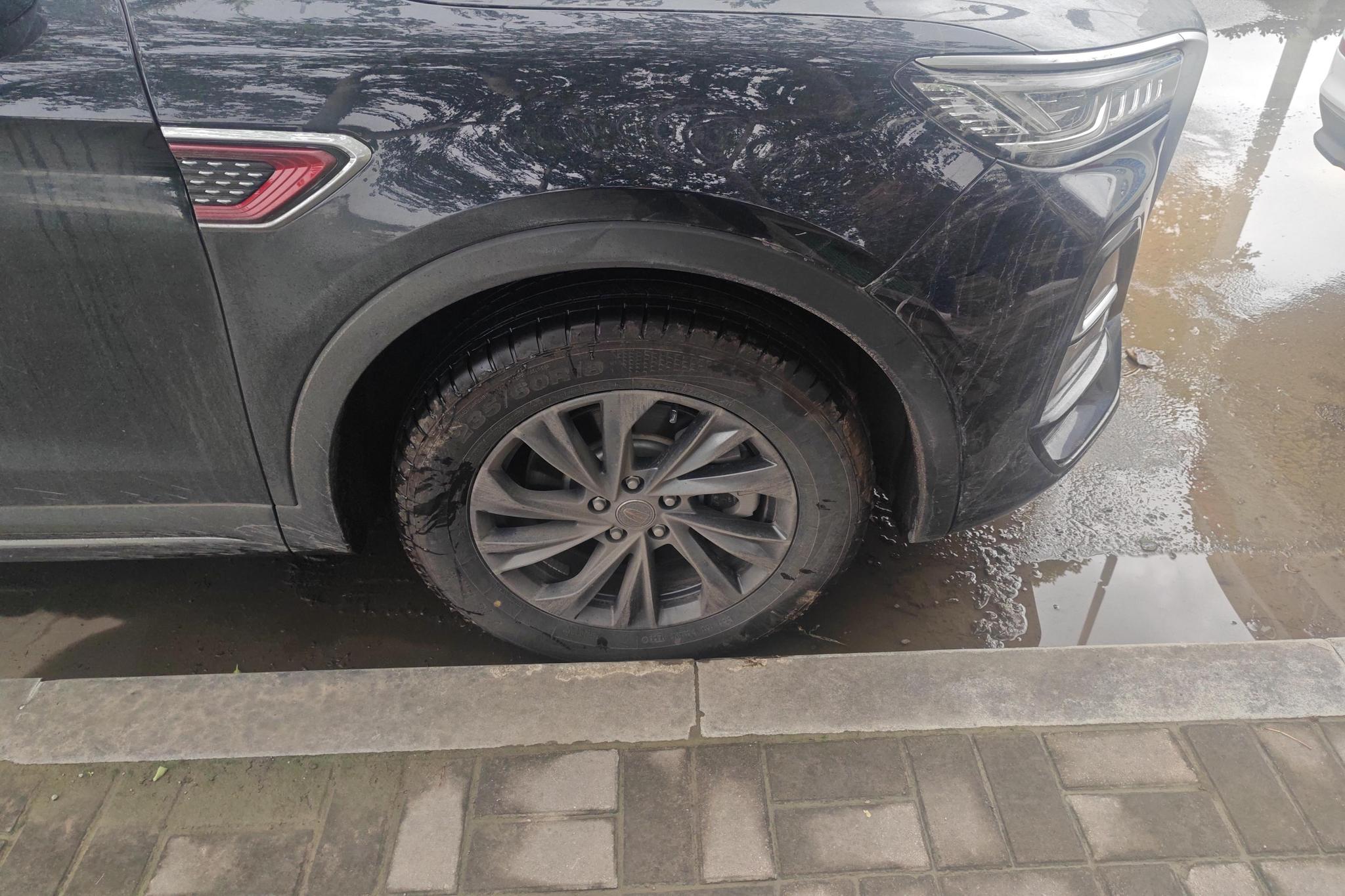 Hongqi HS5 2025 2.0T Pro