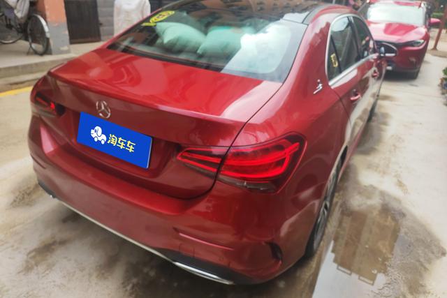 Mercedes-Benz A-Class 2020 A 180 L — фото 3