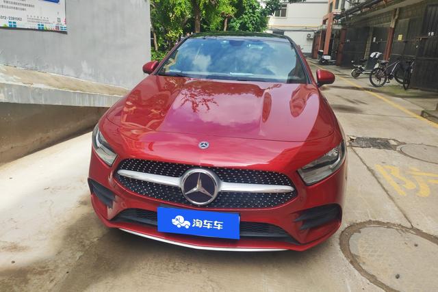 Mercedes-Benz A-Class 2020 A 180 L — фото 2