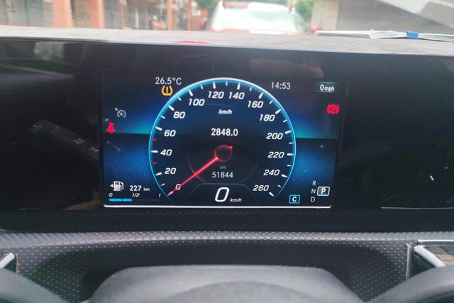 Mercedes-Benz A-Class 2020 A 180 L — фото 14