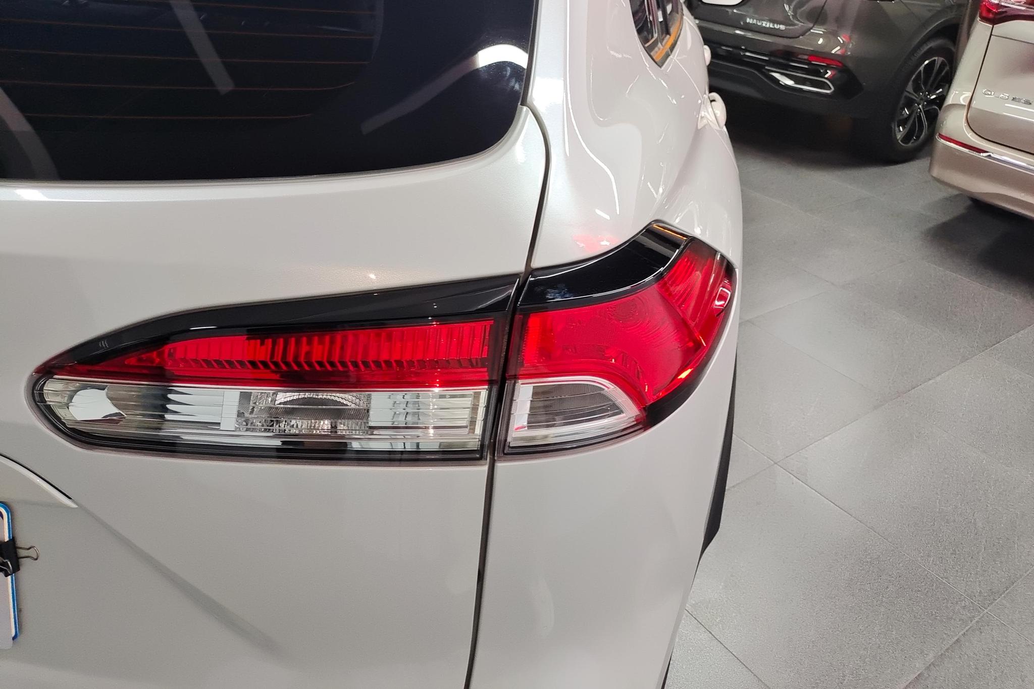 Toyota Frontlander 2023 2.0L CVT Lead