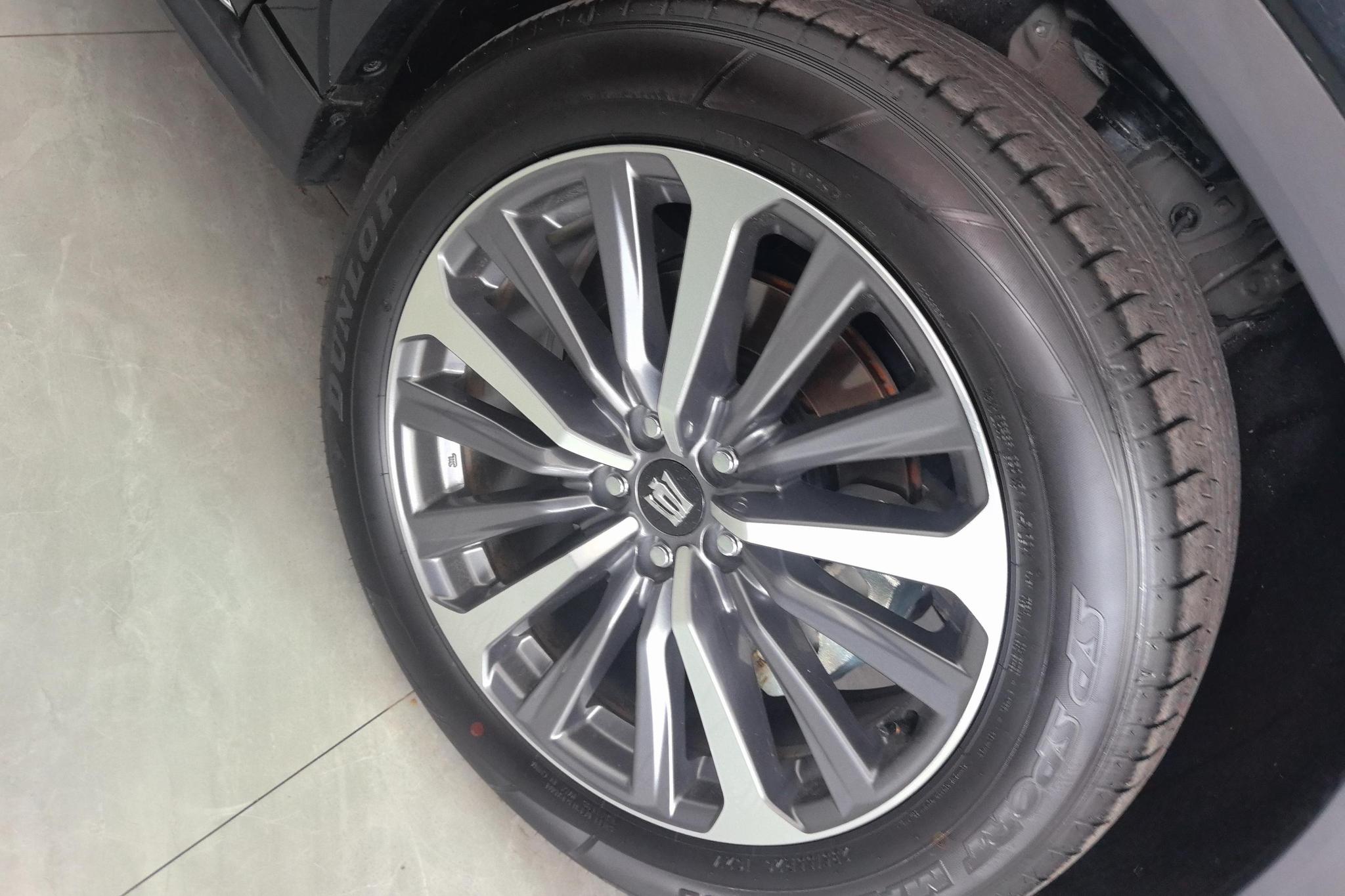 Toyota Crown Kluger 2024 2.5L E-CVT Luxury