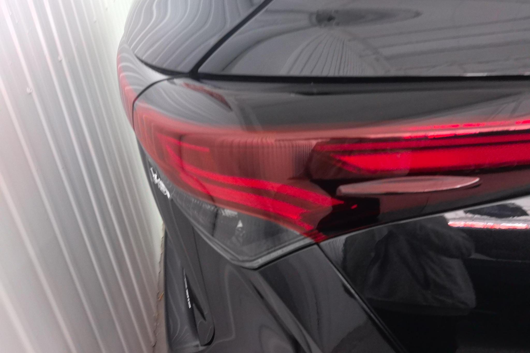 Toyota Crown Kluger 2024 2.5L E-CVT Luxury