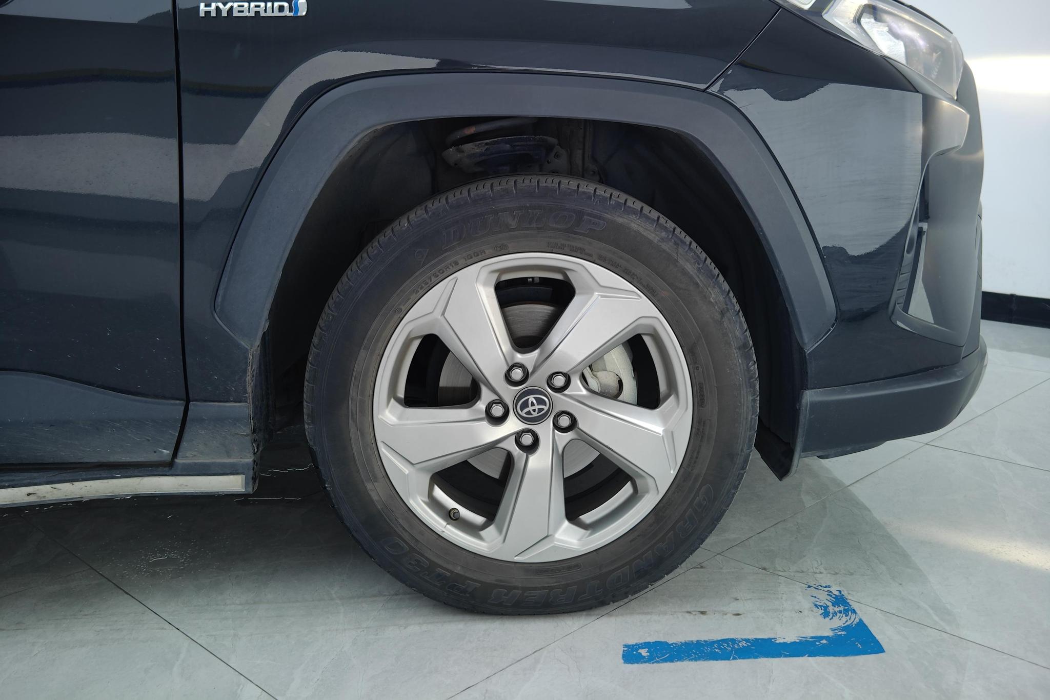Toyota RAV4 2021 2.5L CVT Elite