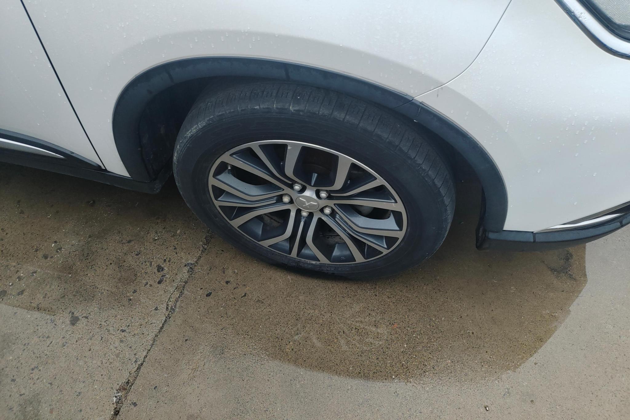 Mitsubishi Outlander 2017 2.0L 5 мест