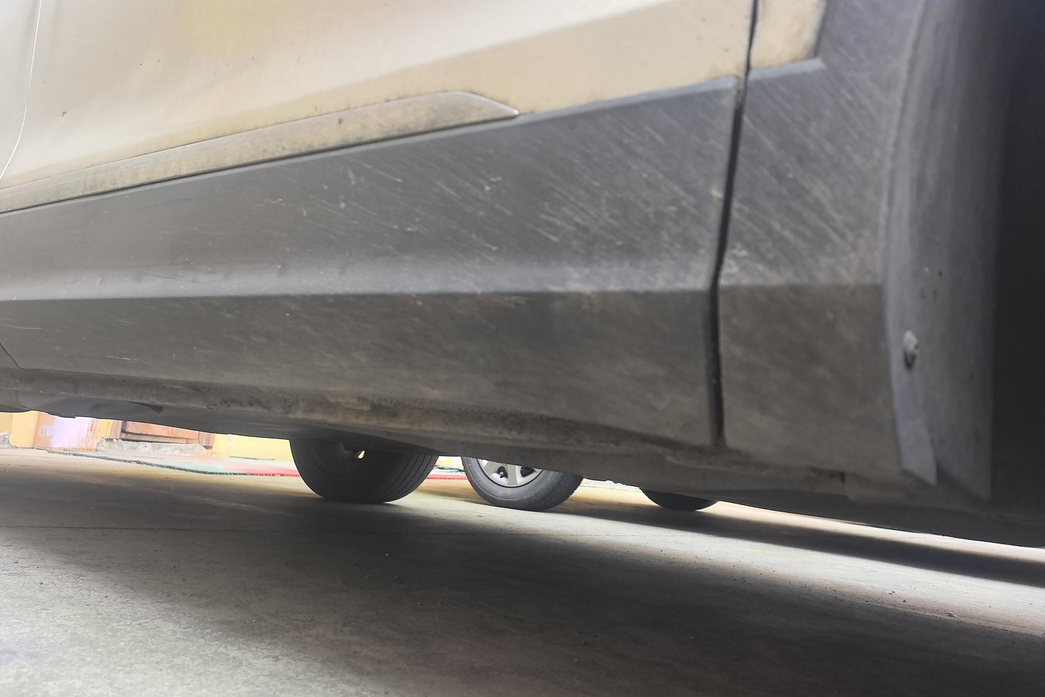 Volkswagen Tiguan L L 2019 330TSI AT Comfort V