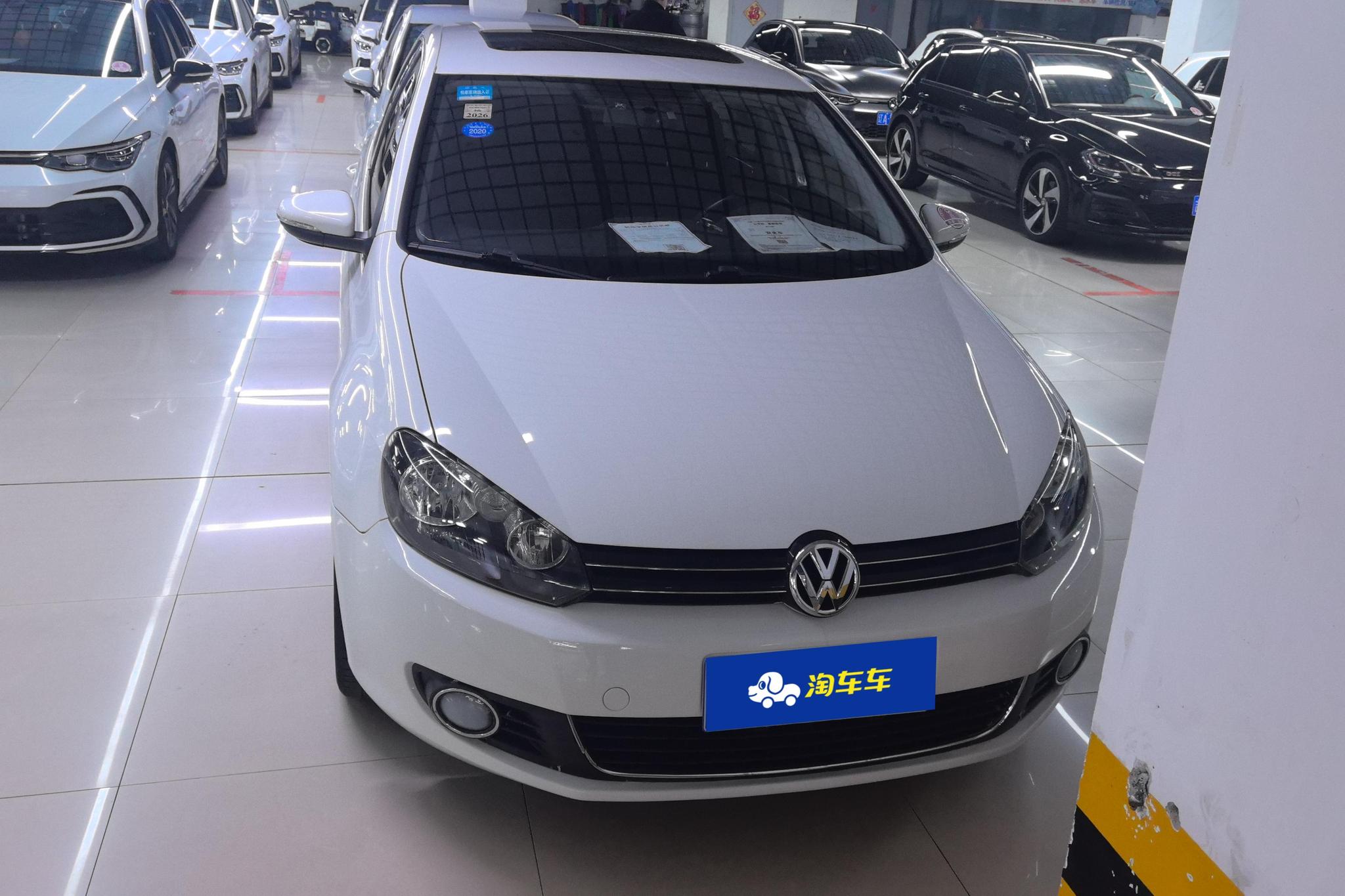 Volkswagen Golf 2012 1.6 MT Comfort