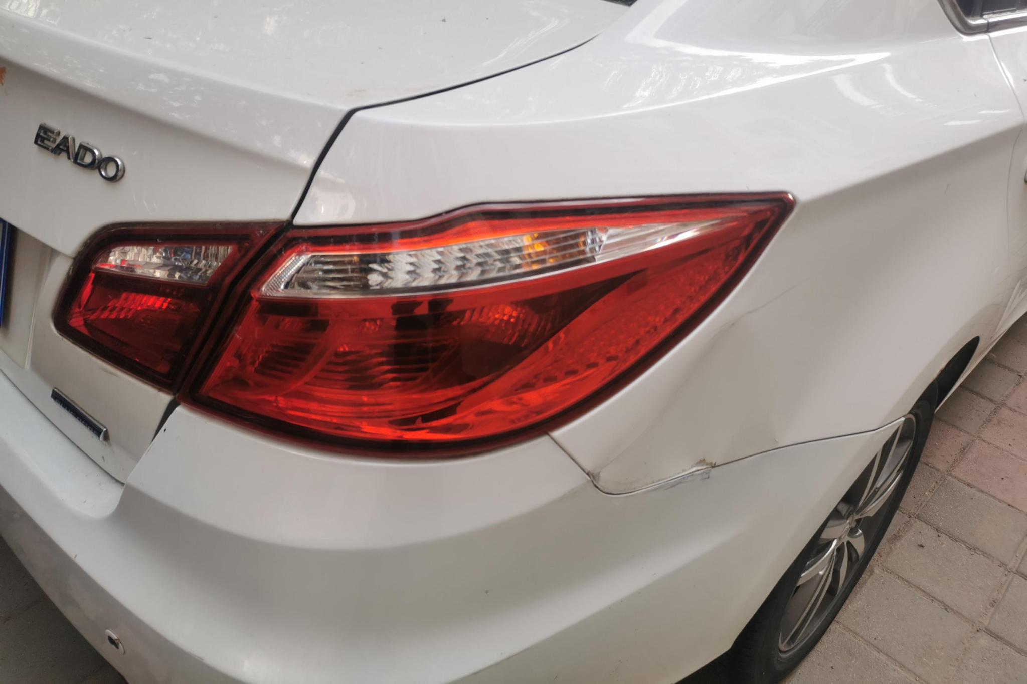 Changan Eado 2015 1.6L AT Luxury