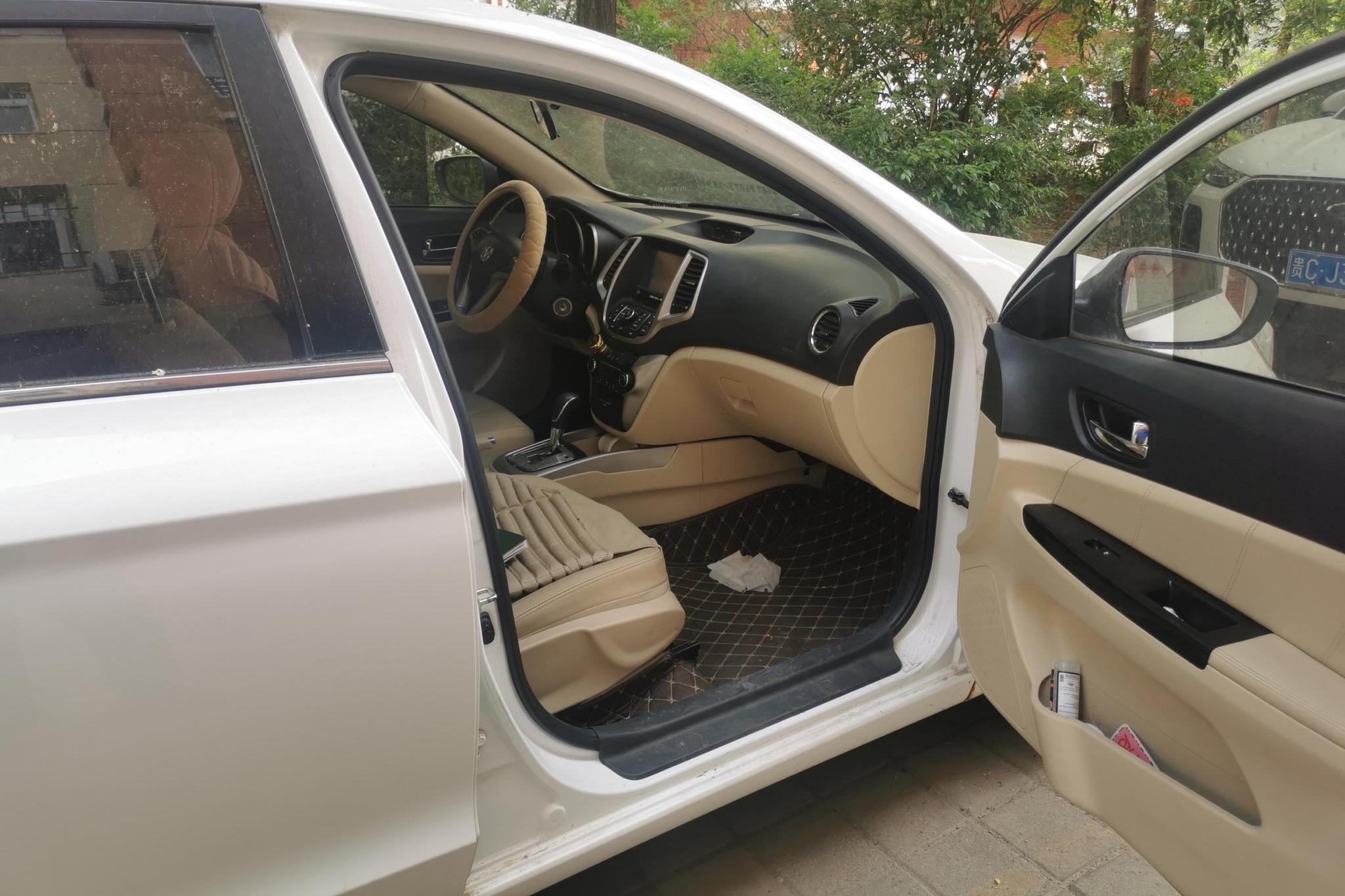 Changan Eado 2015 1.6L AT Luxury