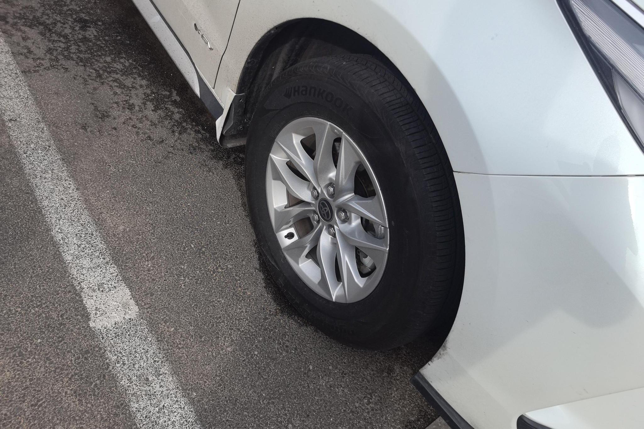 Toyota Granvia 2024 2.5L Comfort