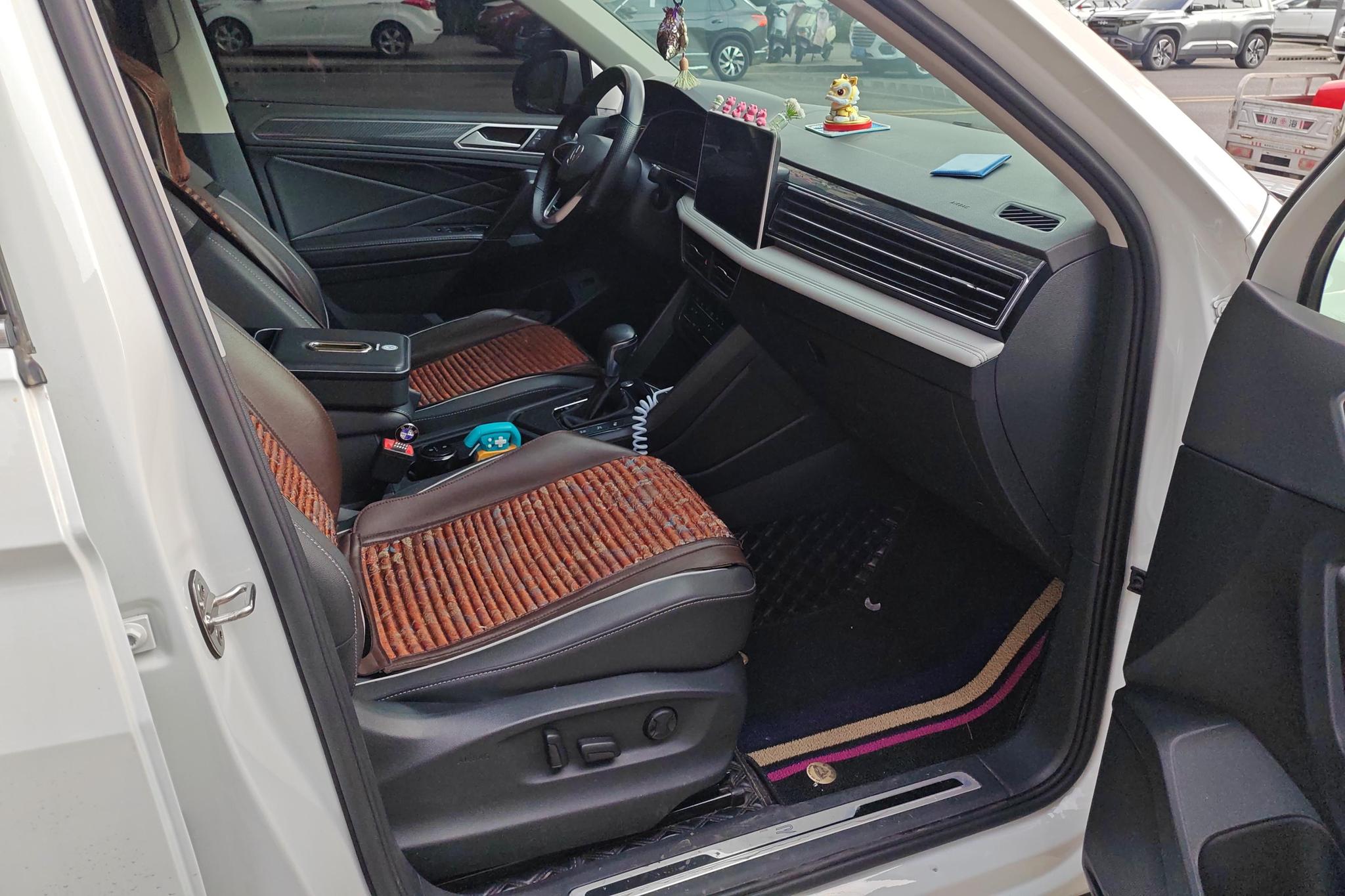 Volkswagen Tiguan L L 2023 330TSI R-Line