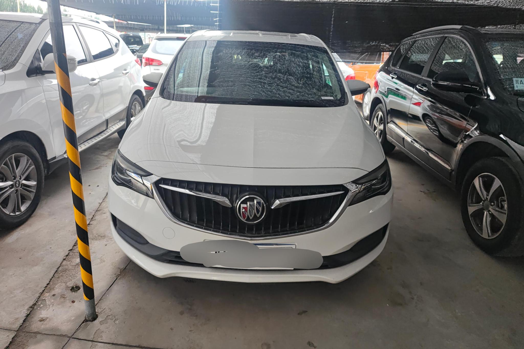 Buick GL6 2018 18T 6 мест Luxury
