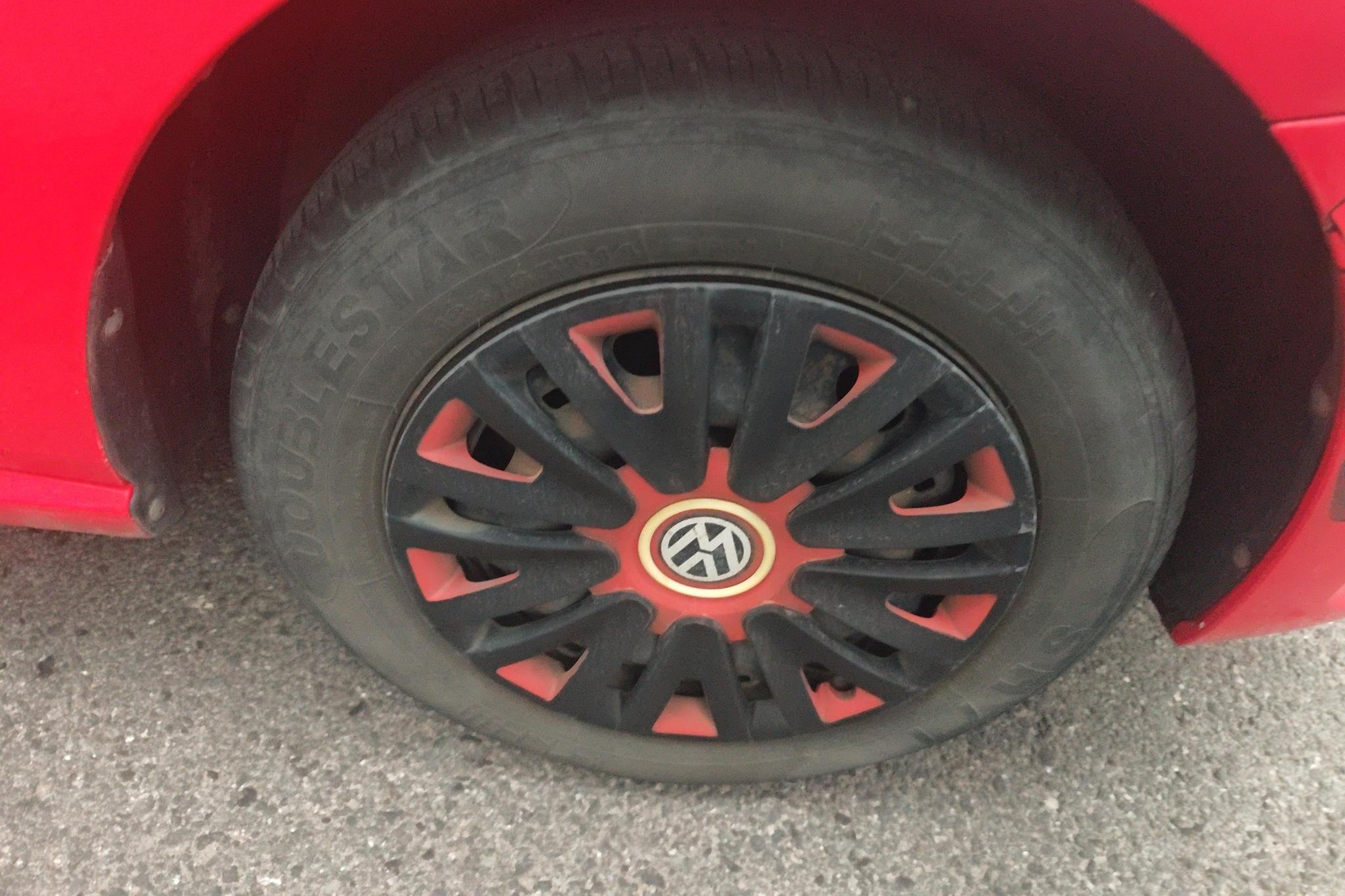 Volkswagen Polo 2016 1.4L MT