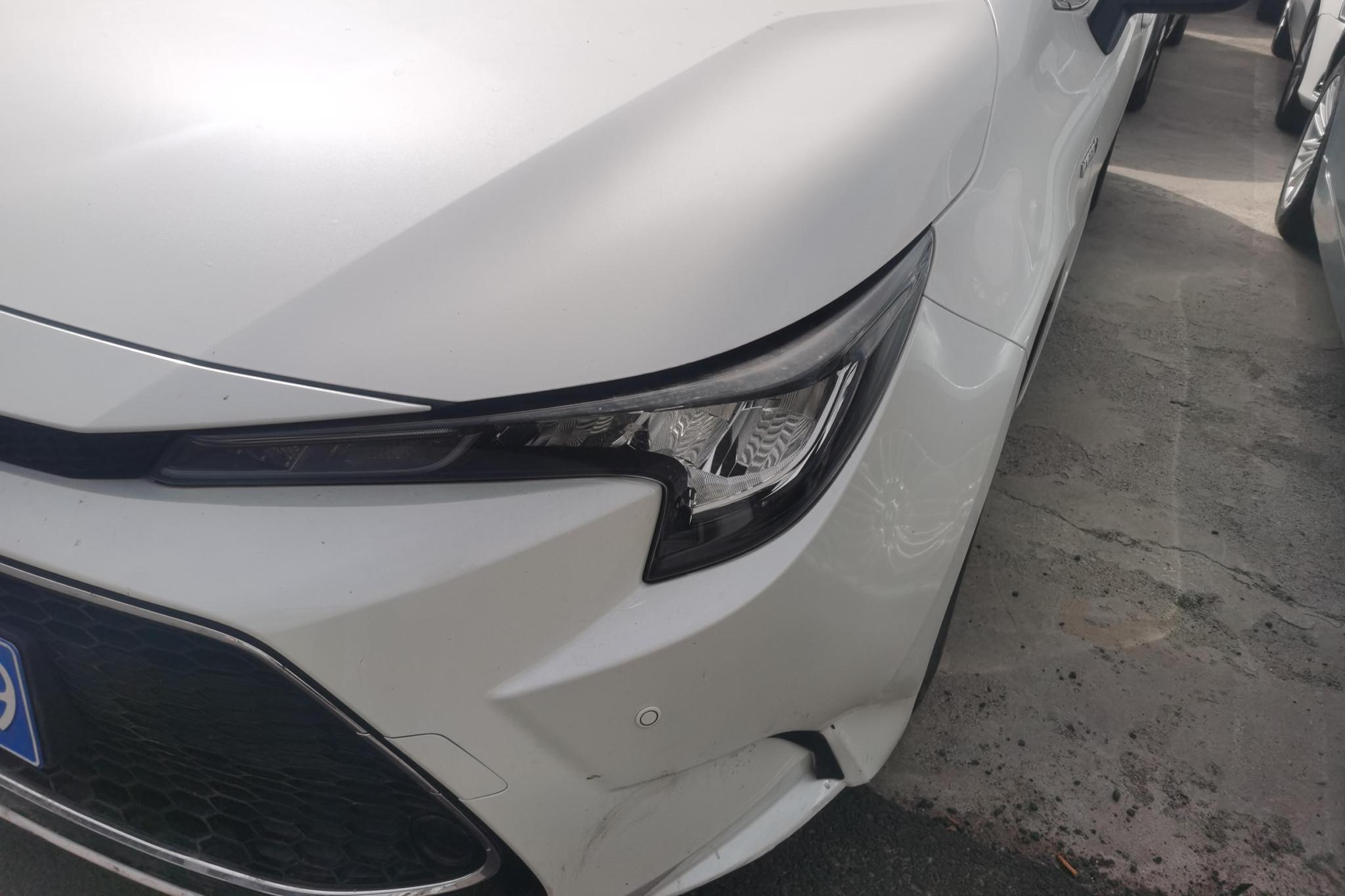 Toyota Corolla Levin 2019 1.8H Luxury VI