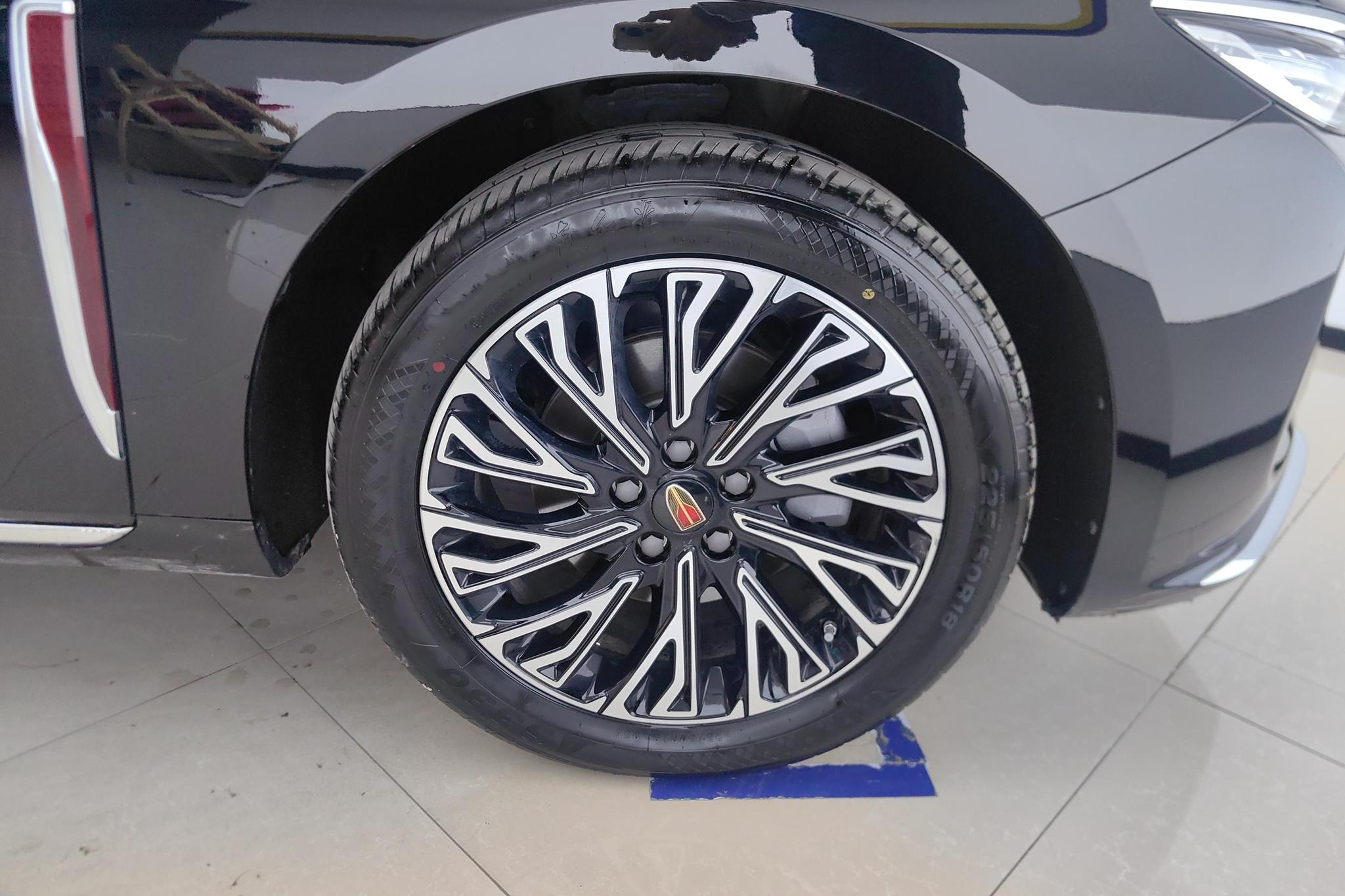 Hongqi H5 2024 2.0T AT