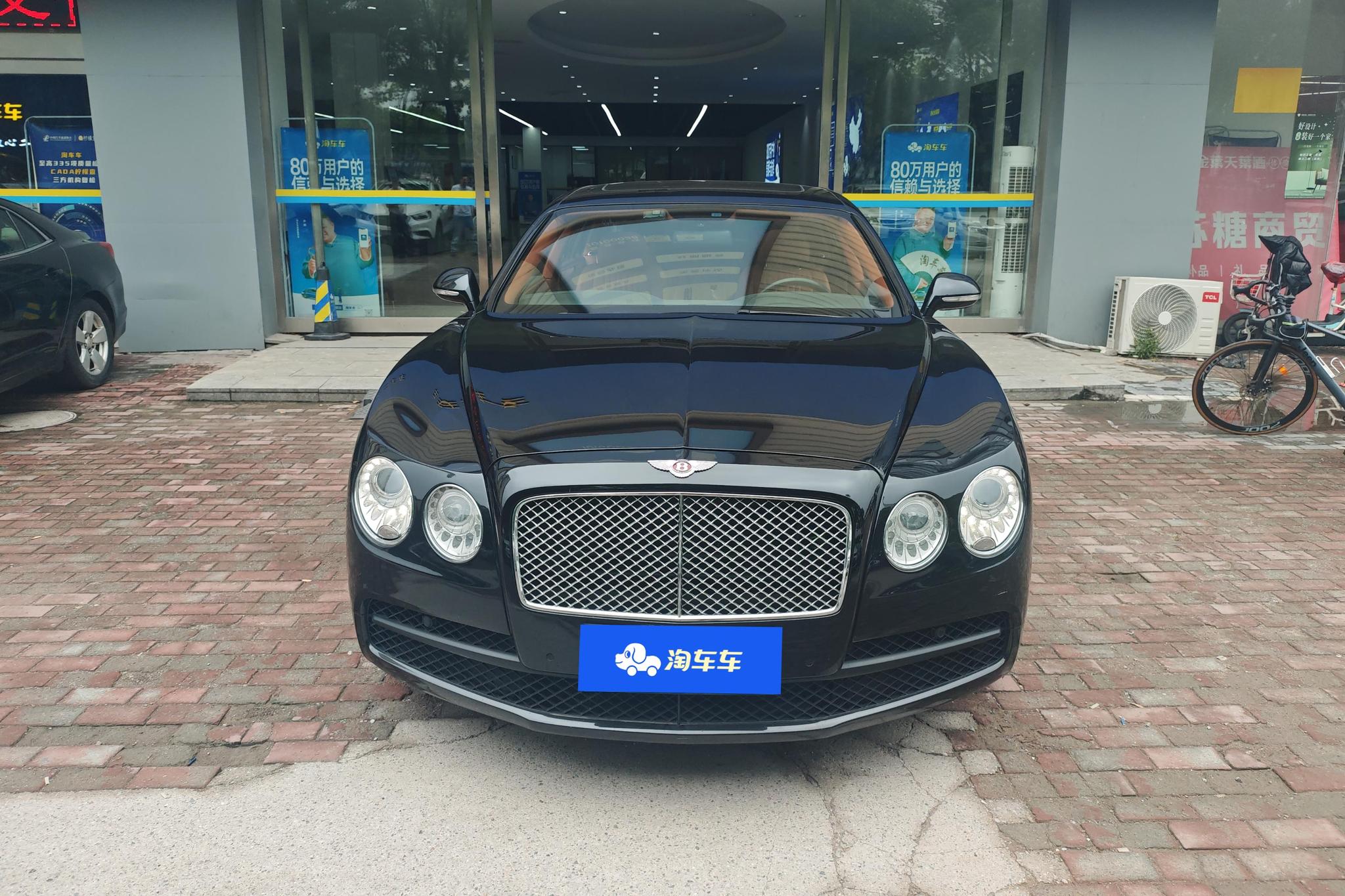 Bentley Flying Spur 2017 4.0T V8 Standard