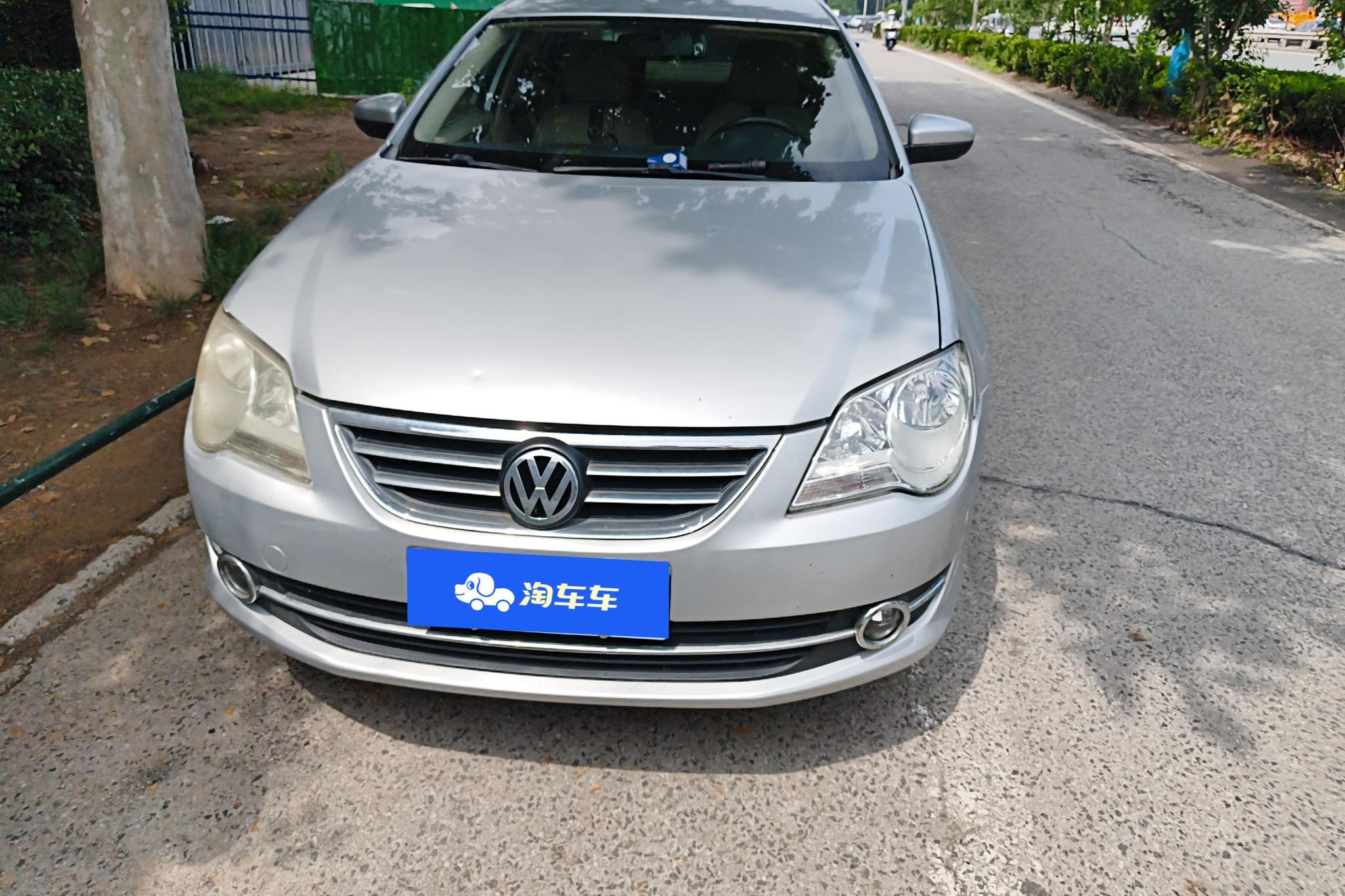 Volkswagen Bora 2012 1.6L MT Fashion