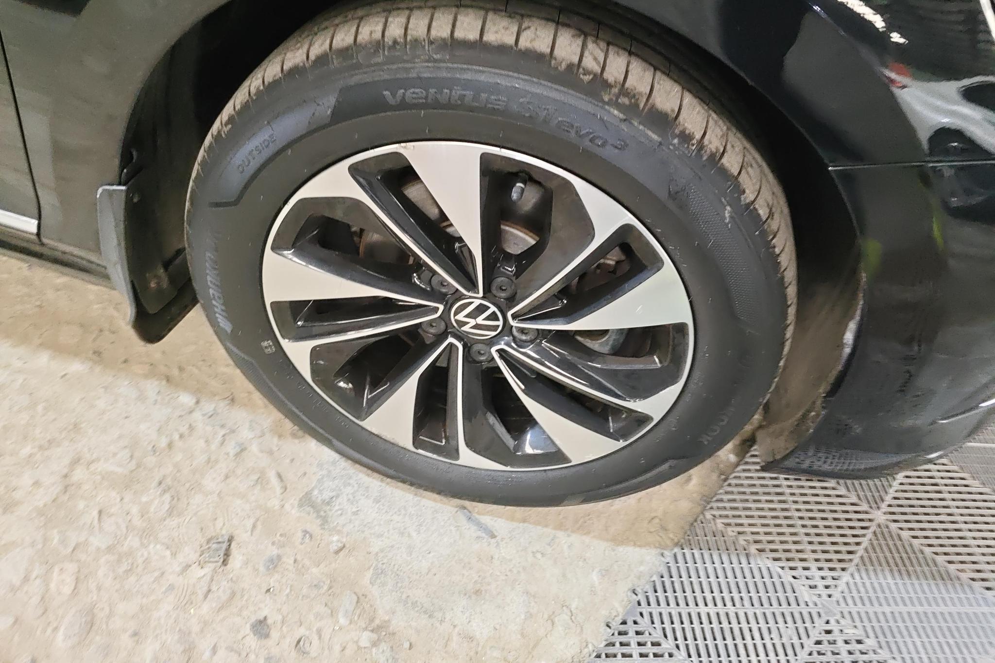 Volkswagen Passat 2022 330TSI Elite