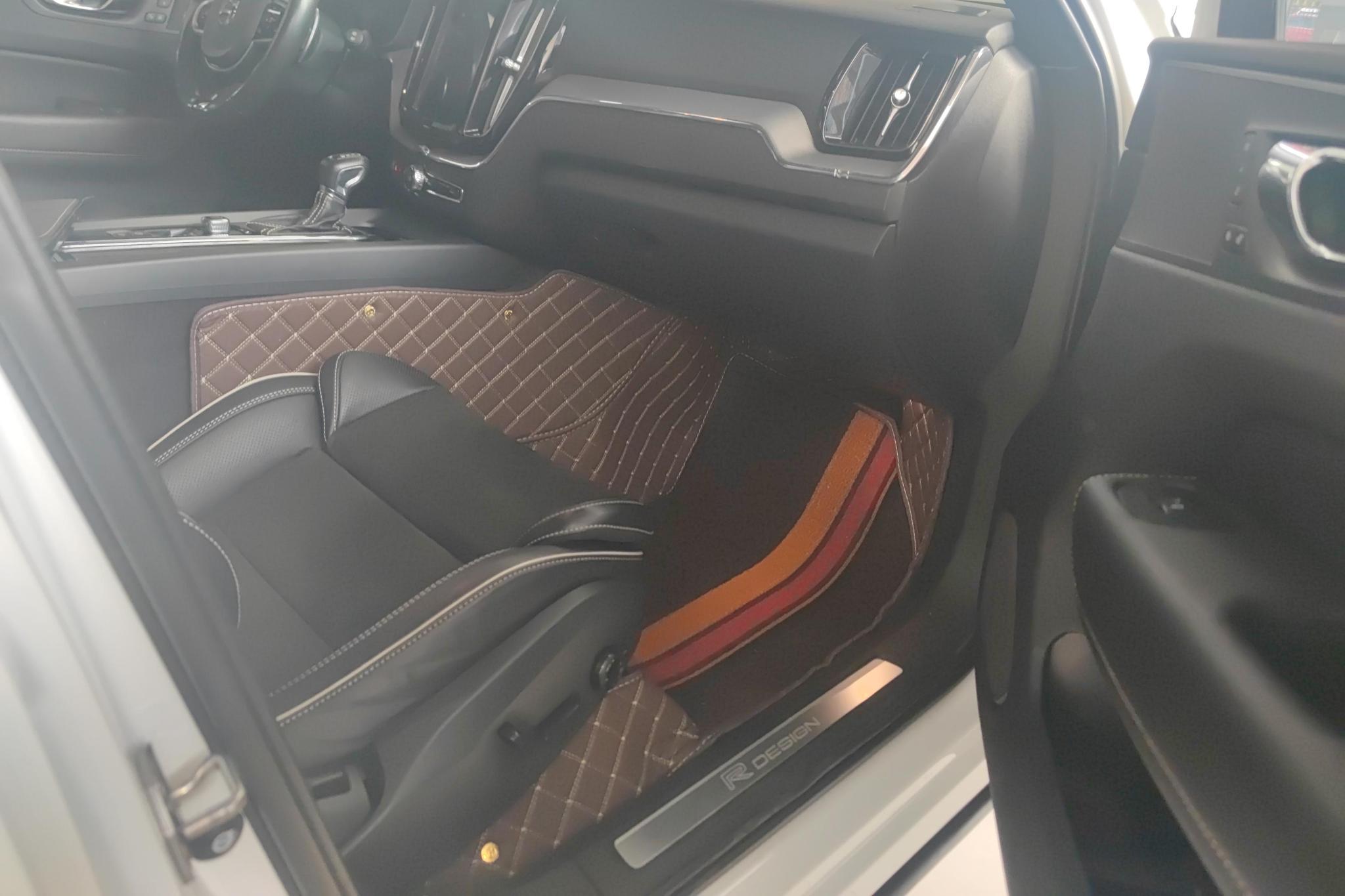 Volvo XC60 2019 T5 Sport V