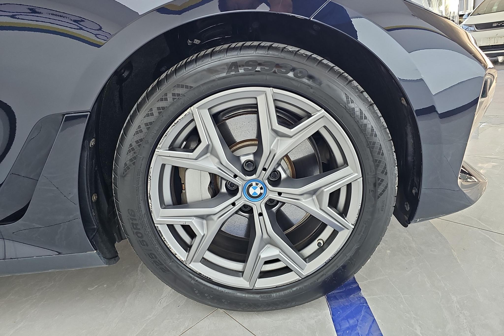 BMW i3 2023 eDrive35L