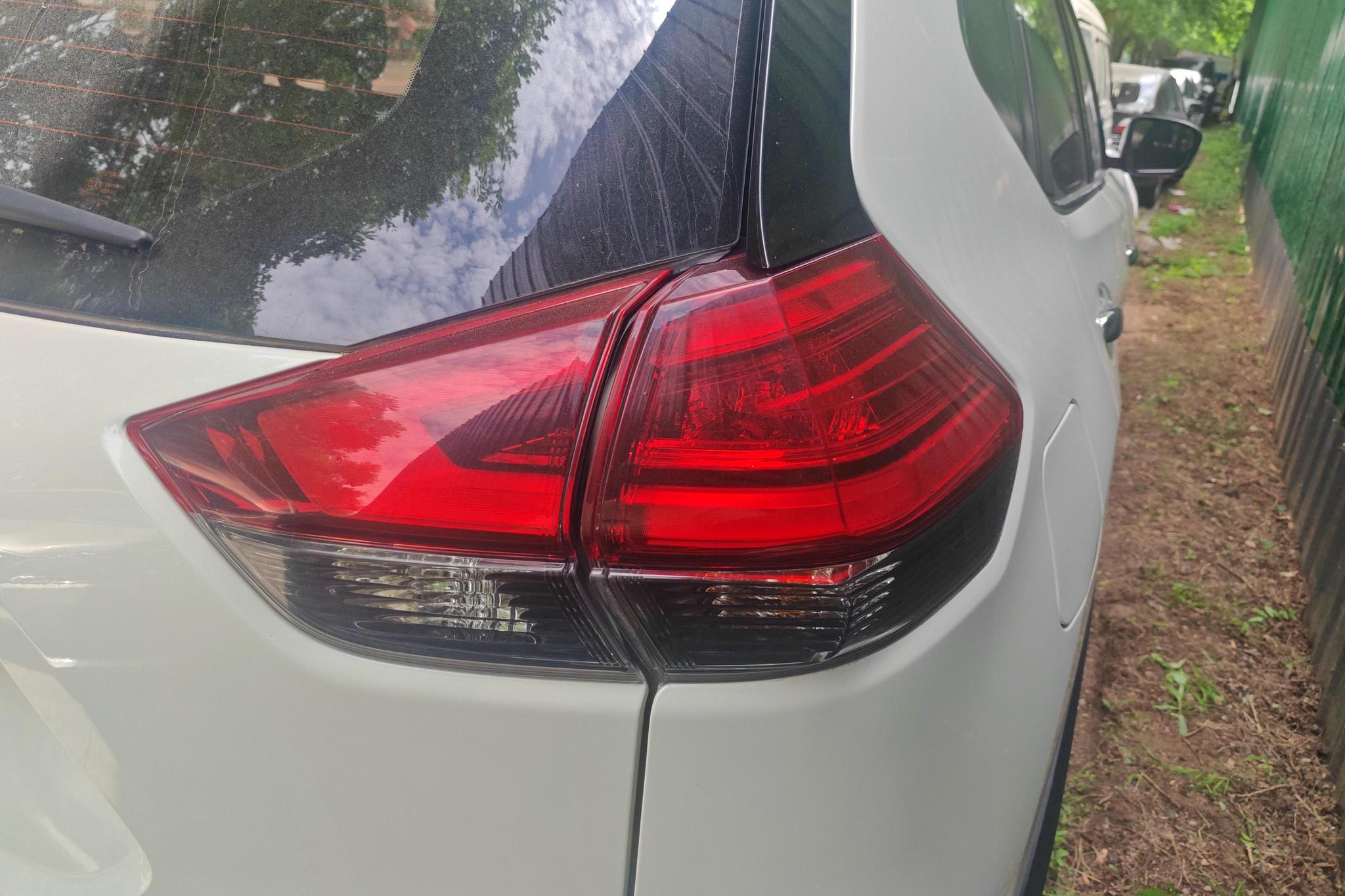 Nissan X-Trail 2017 2.0L CVT Comfort 2WD