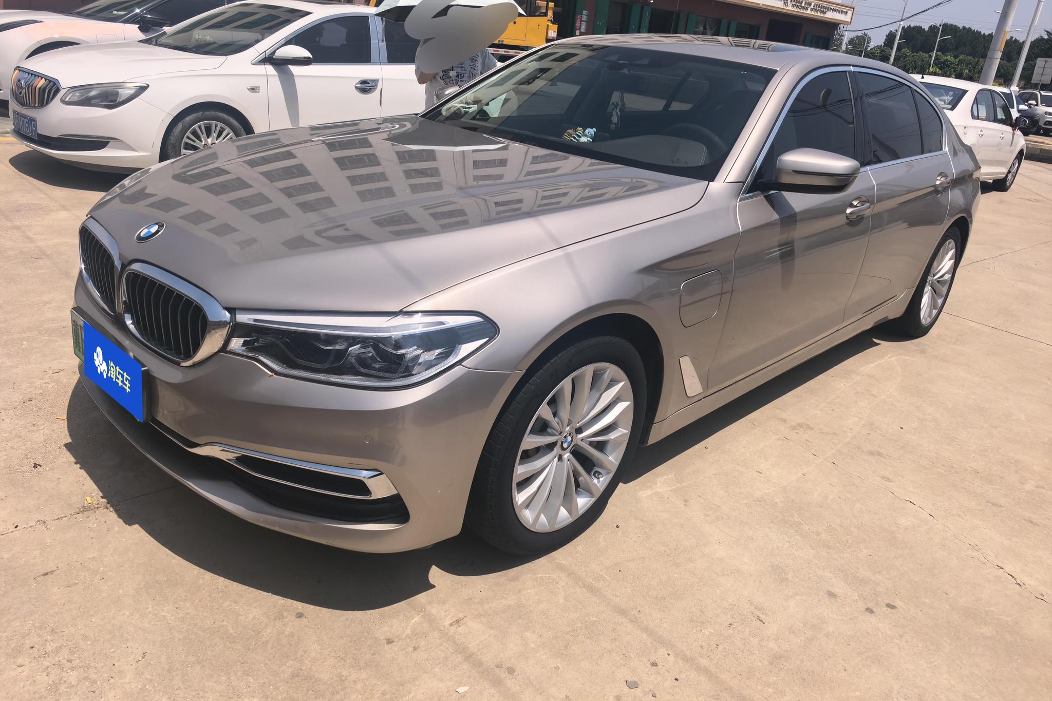 BMW 5 серииPHEV