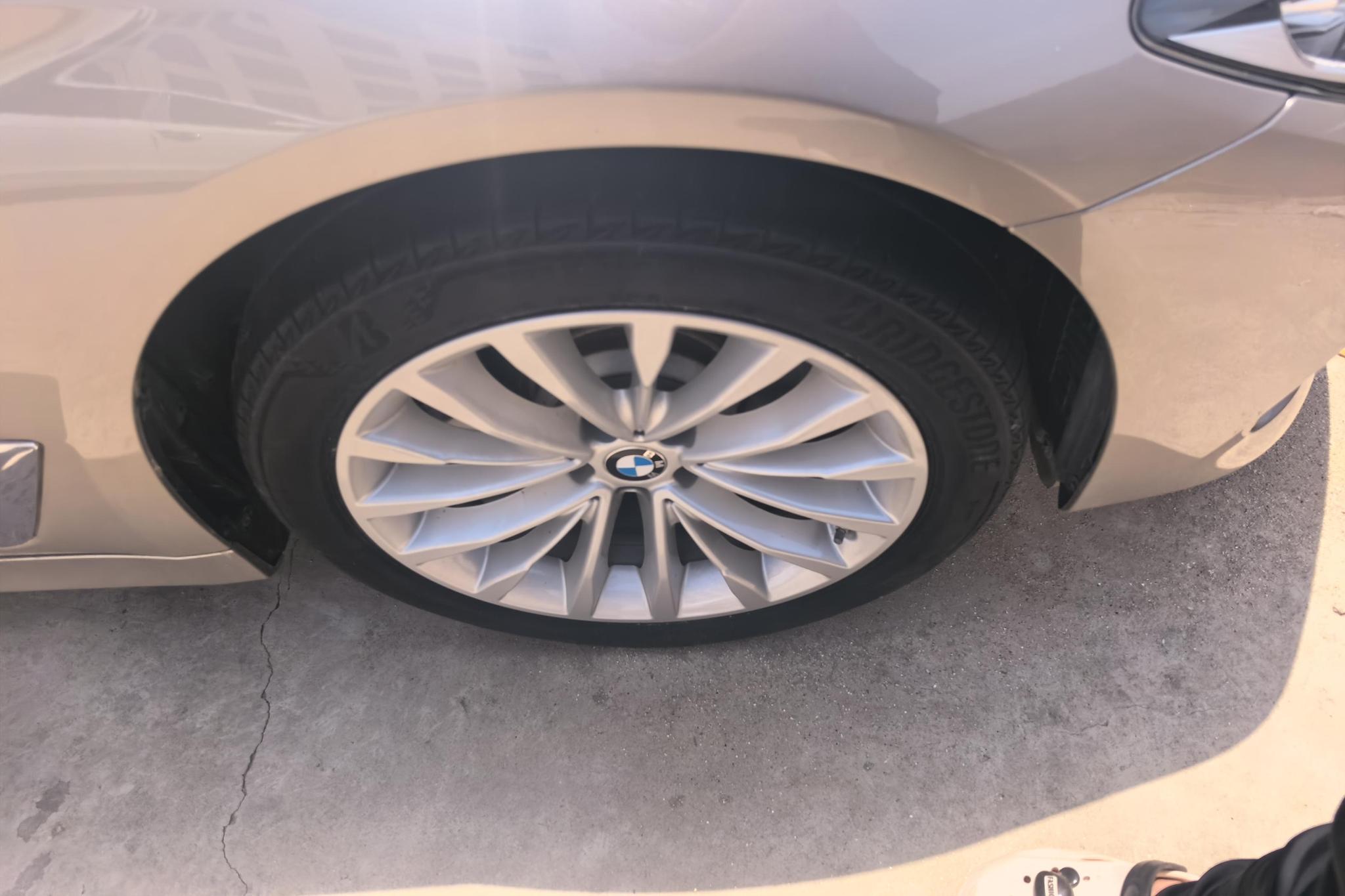 BMW 5 серииPHEV 5 PHEV 2020 530Le Luxury