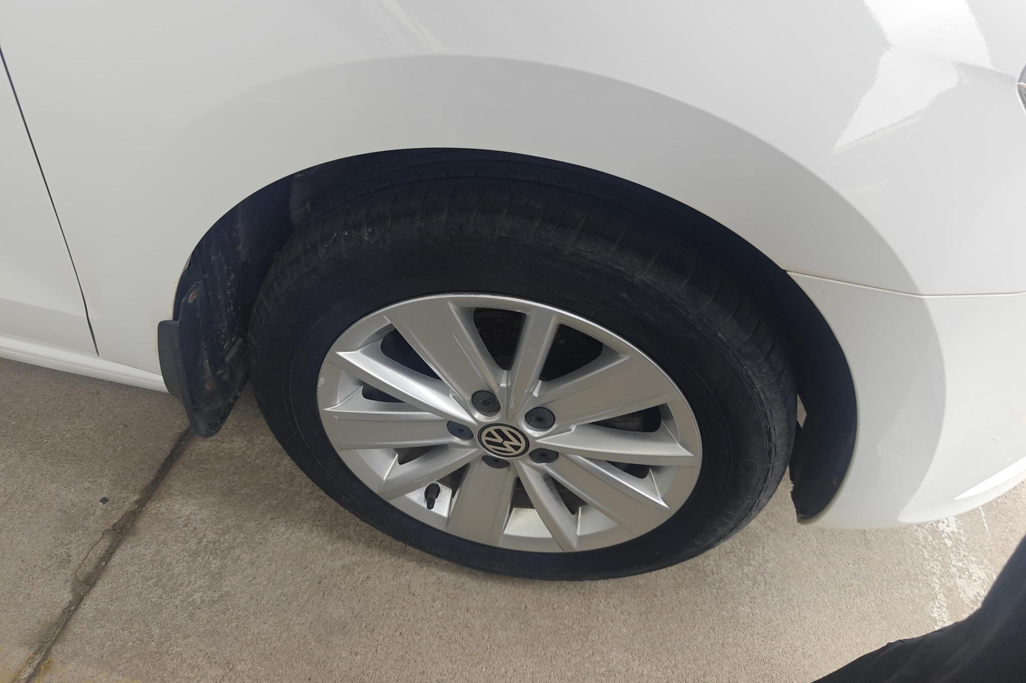 Volkswagen Jetta 2015 1.4L MT Comfort
