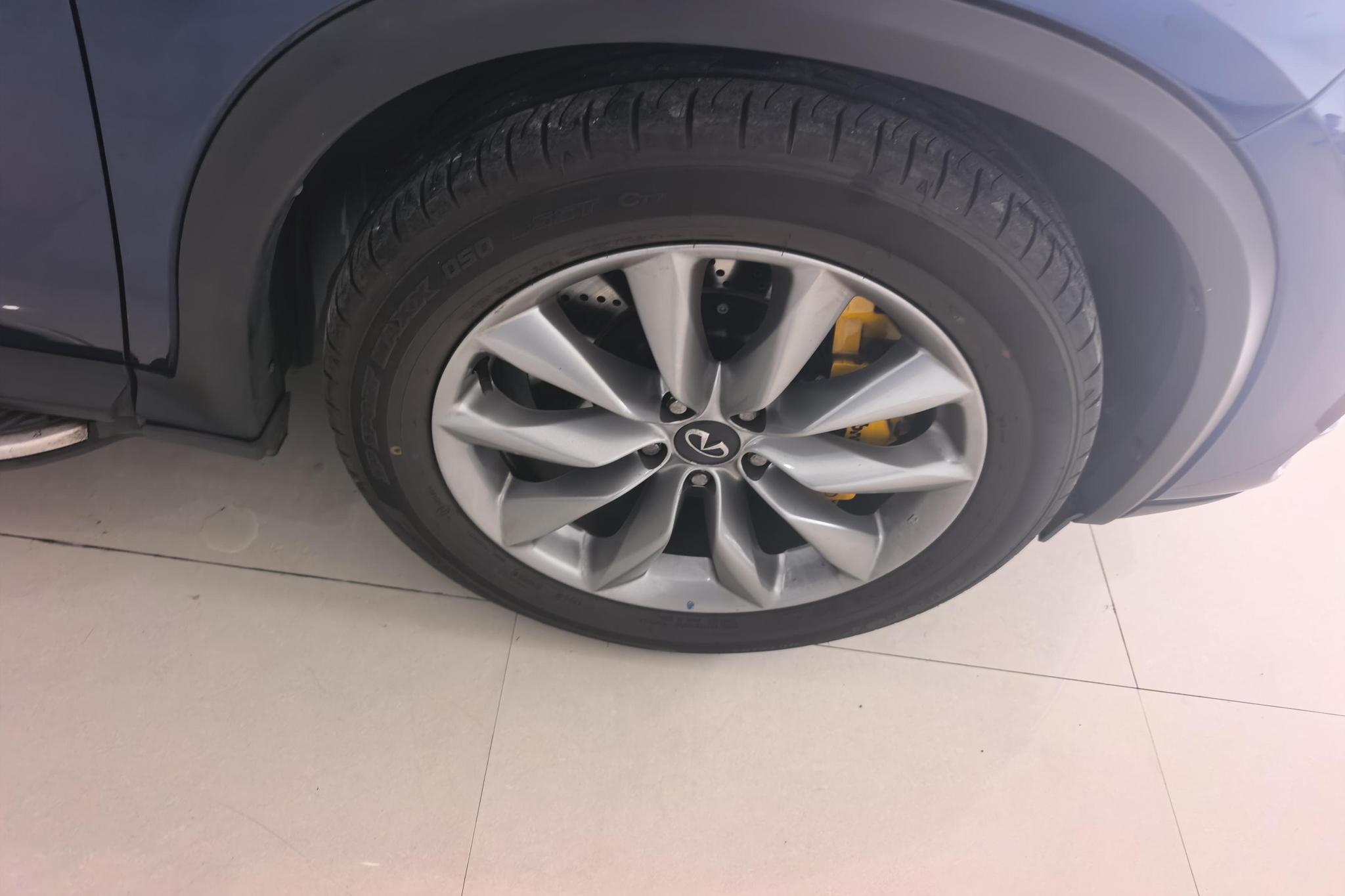 Infiniti QX50 2020 2.0T