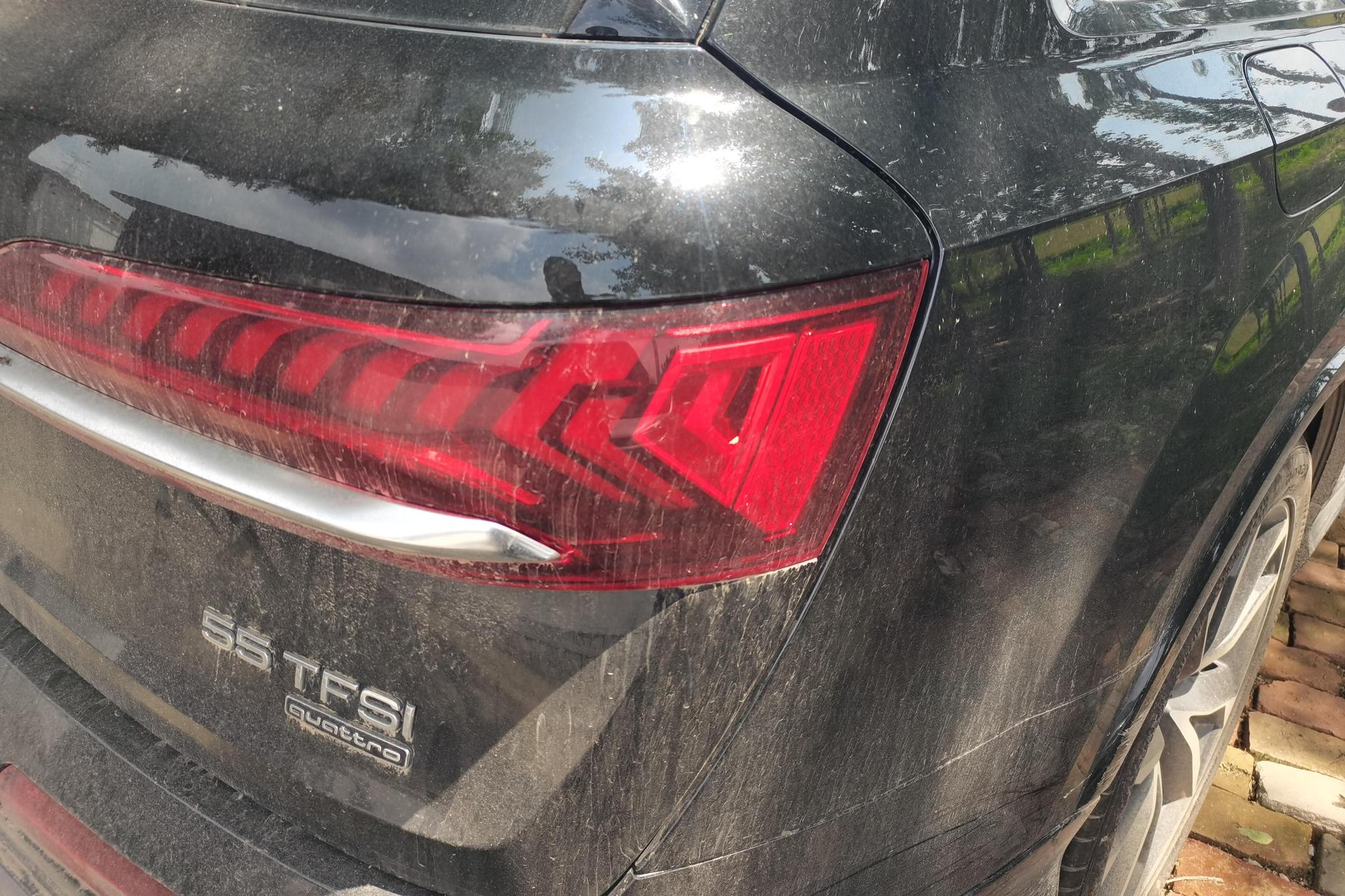 Audi Q7 2023 55 TFSI quattro S line Sport