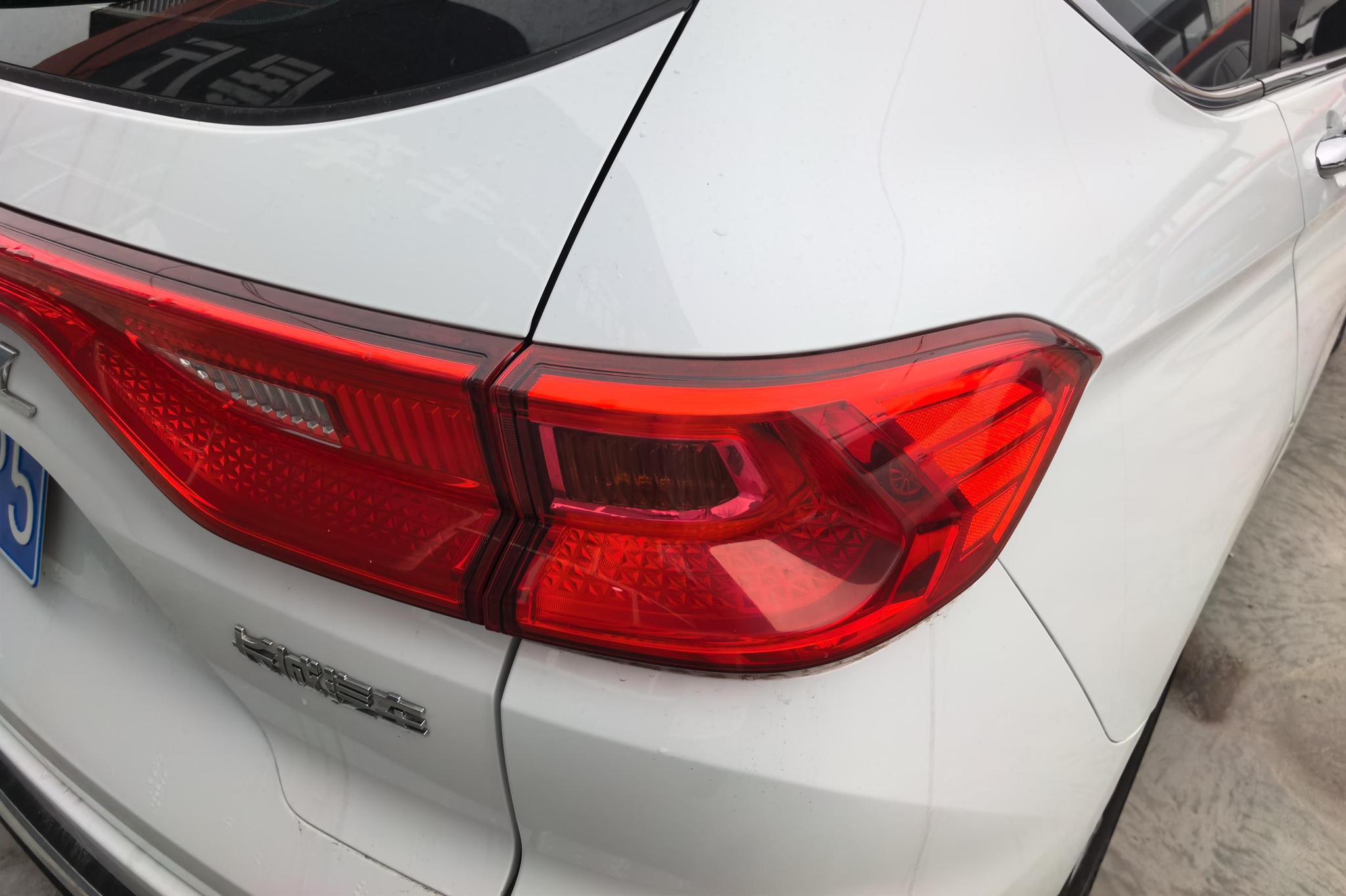 Haval M6 2021 PLUS 1.5T MT Elite