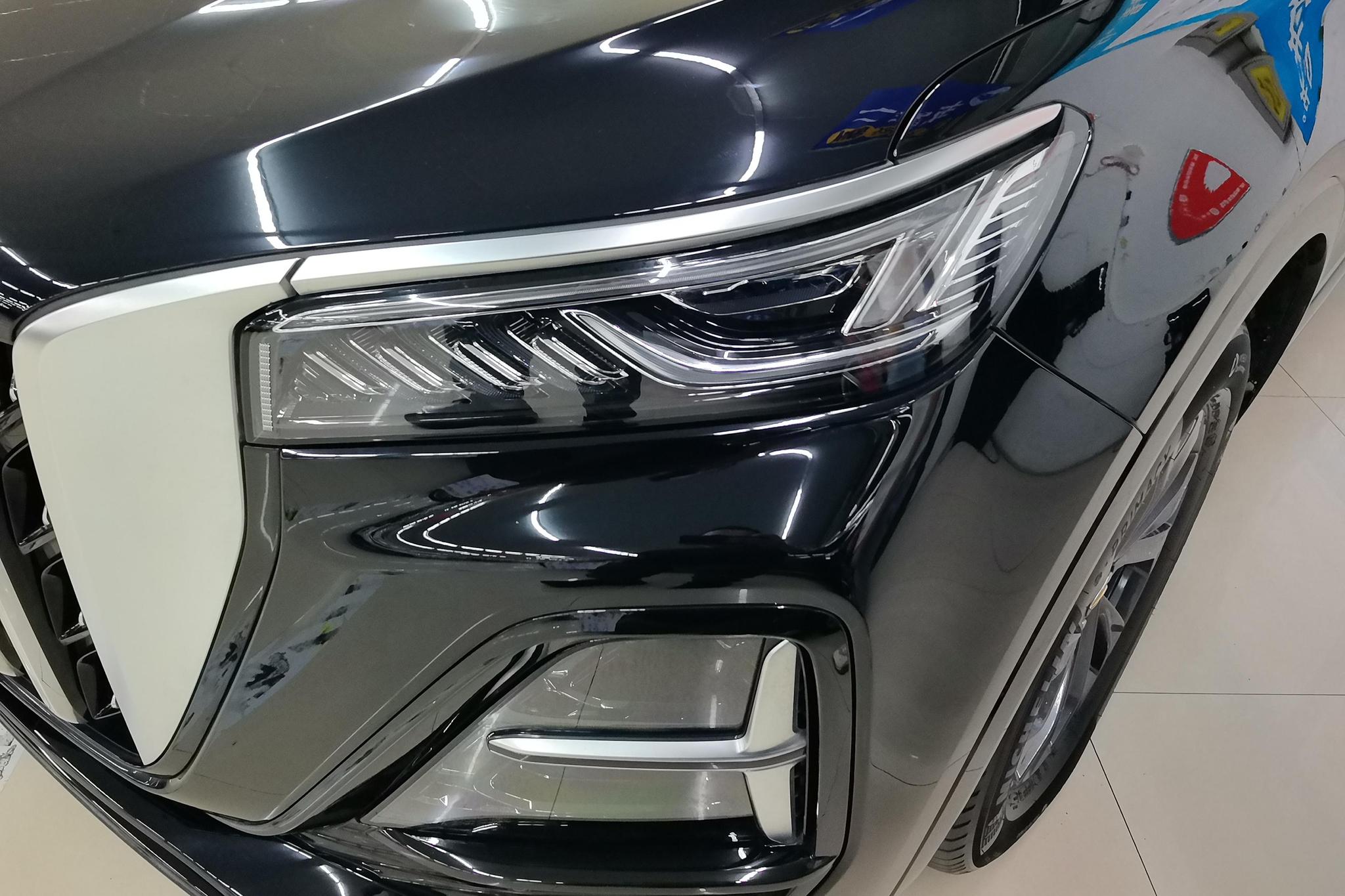Hongqi HS5 2023 2.0T Pro