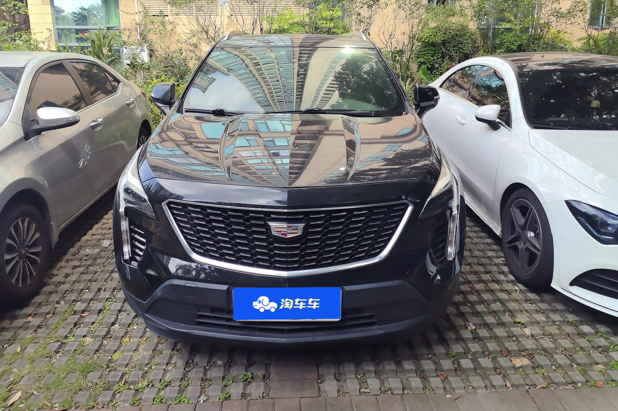 Cadillac XT4 2021 28T