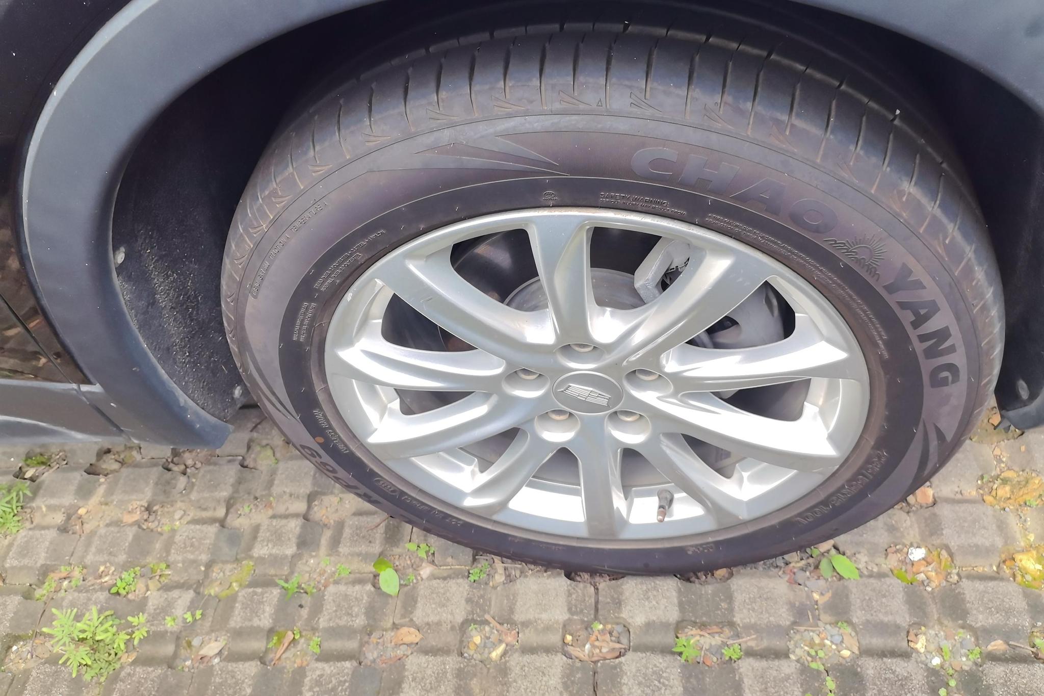 Cadillac XT4 2021 28T