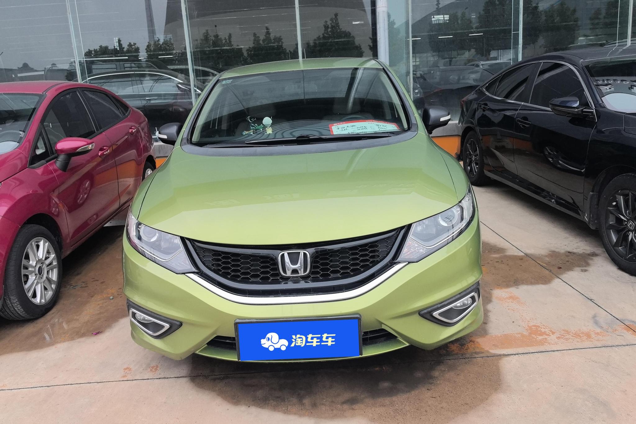 Honda Jade 2013 1.8L AT Comfort 5 мест