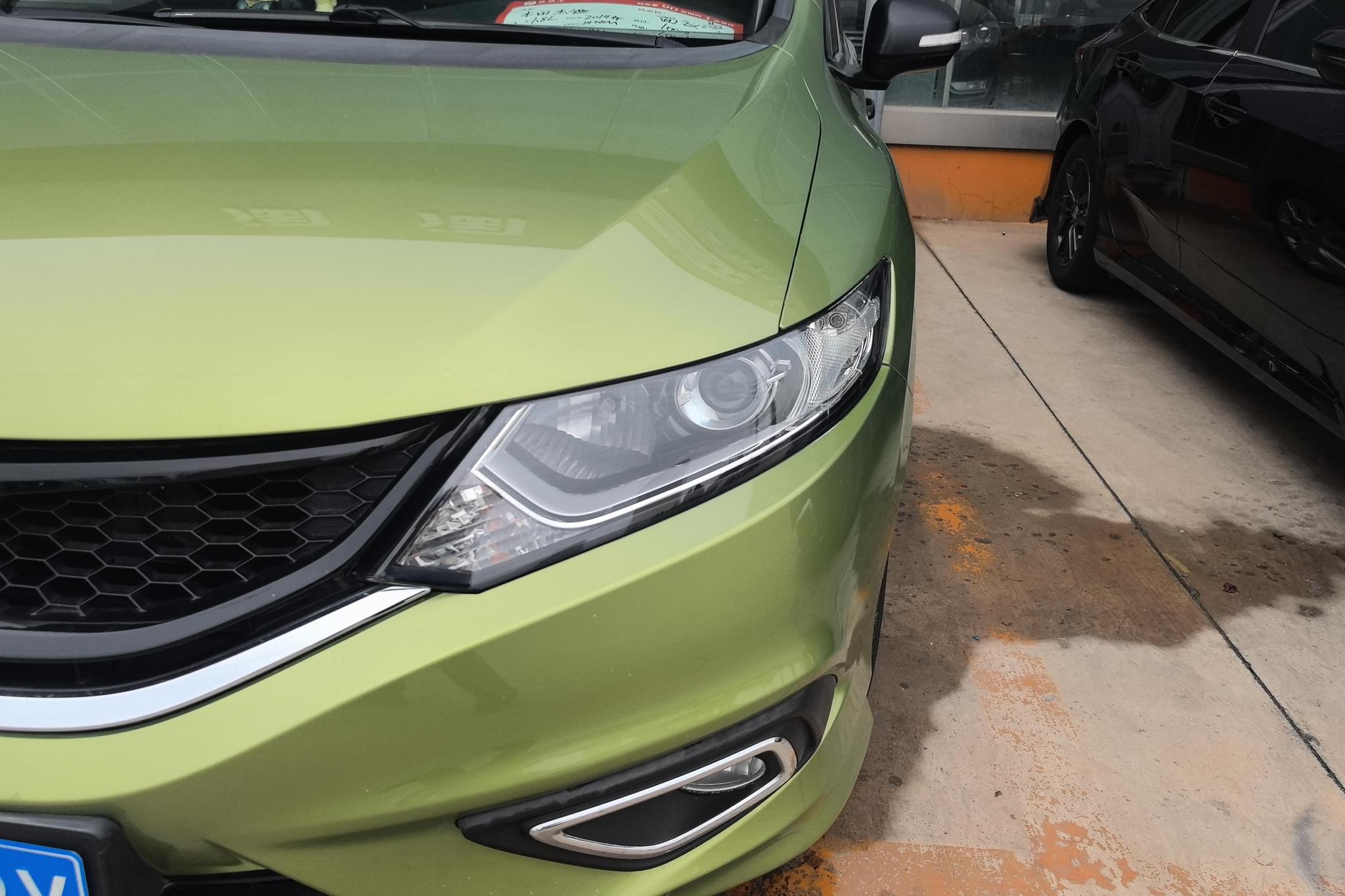 Honda Jade 2013 1.8L AT Comfort 5 мест