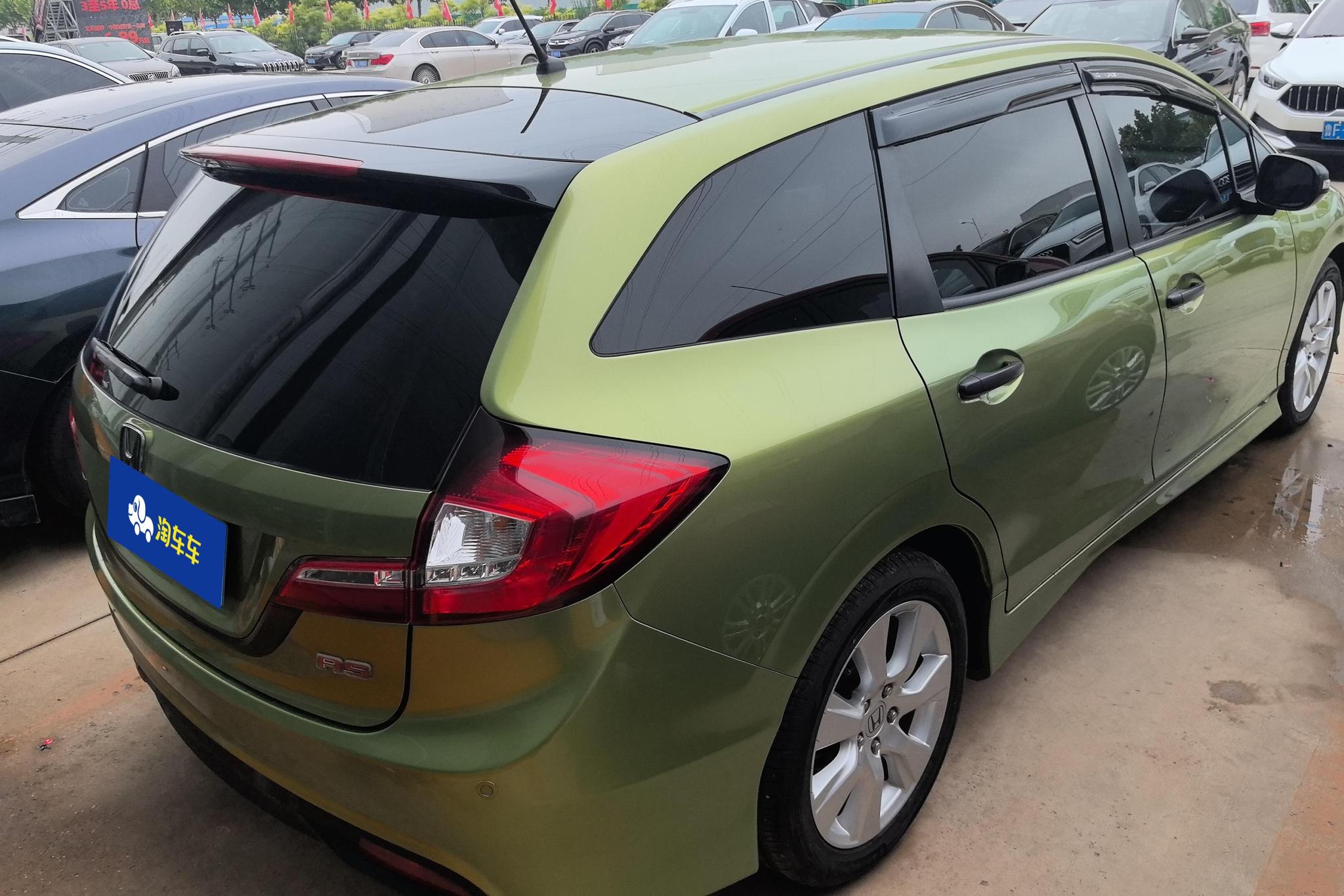 Honda Jade 2013 1.8L AT Comfort 5 мест