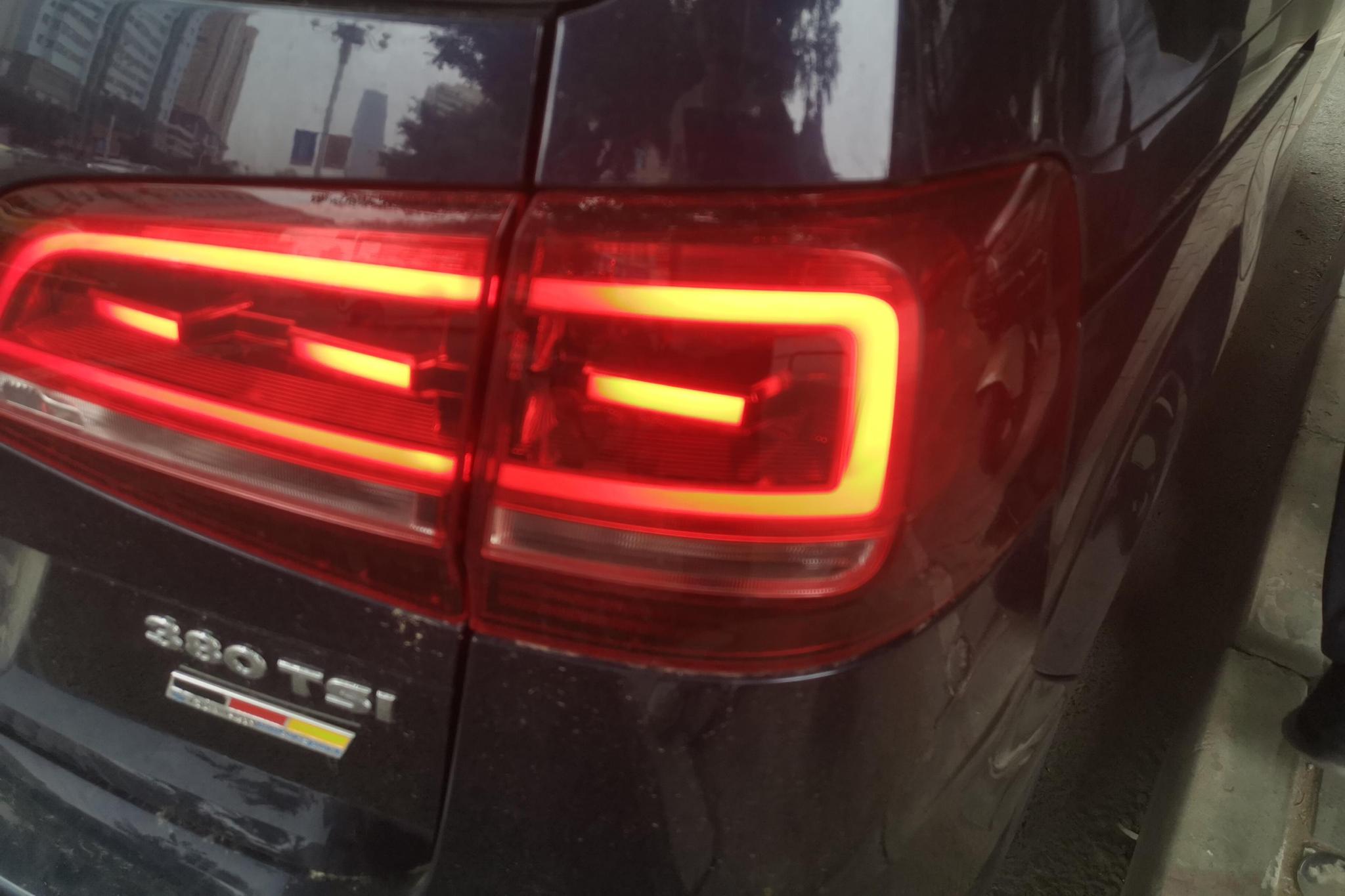 Volkswagen Xia 2016 380TSI 7 мест