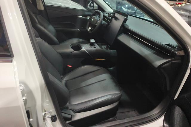 Changan Eado 2025 1.5 T DCT 500 Bar Premium — фото 7