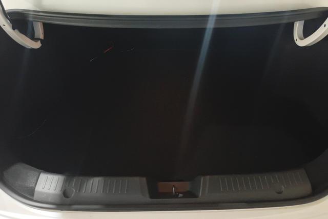 Changan Eado 2025 1.5 T DCT 500 Bar Premium — фото 17