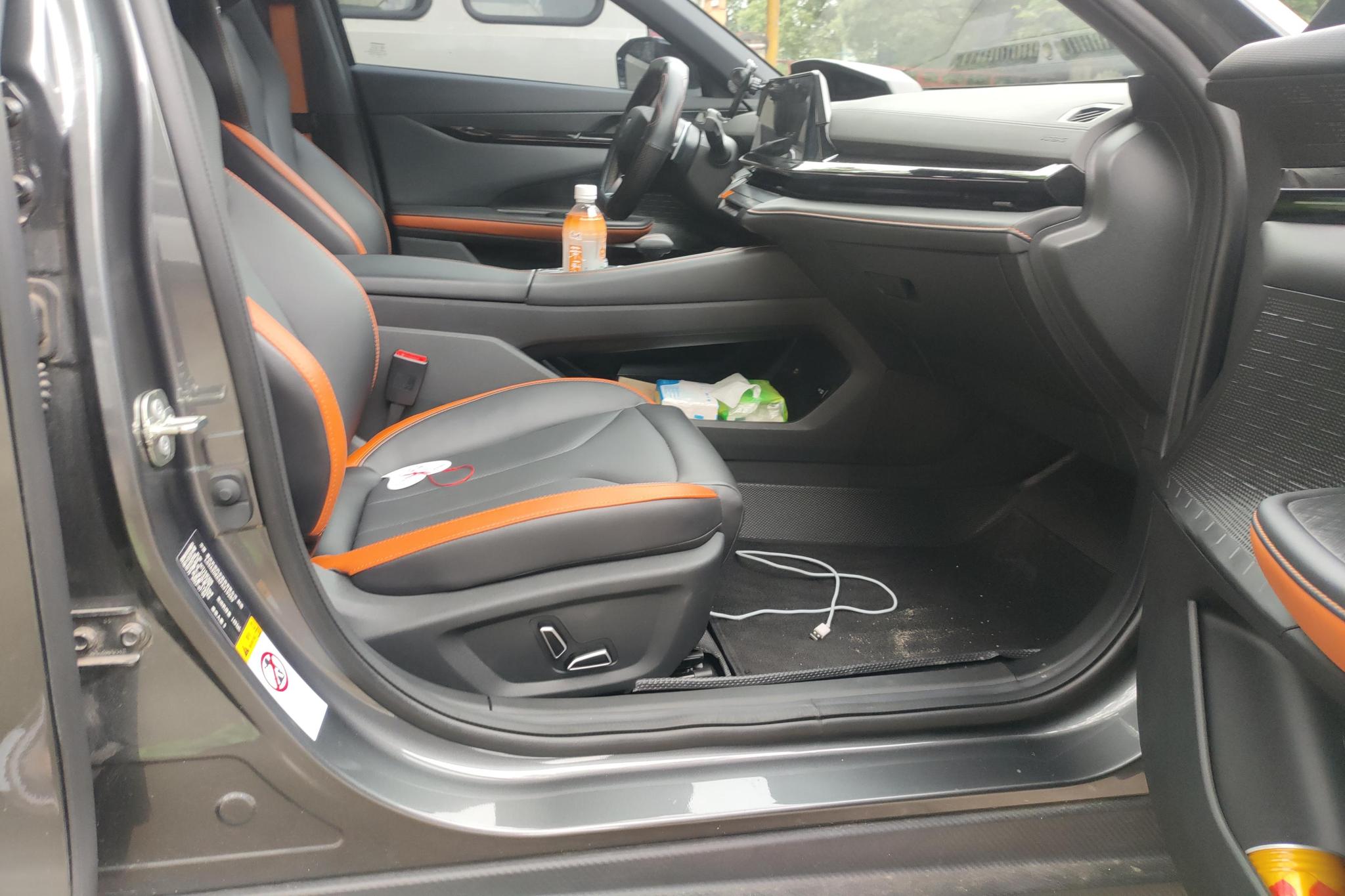 Changan UNI-V 2023 1.5T Luxury
