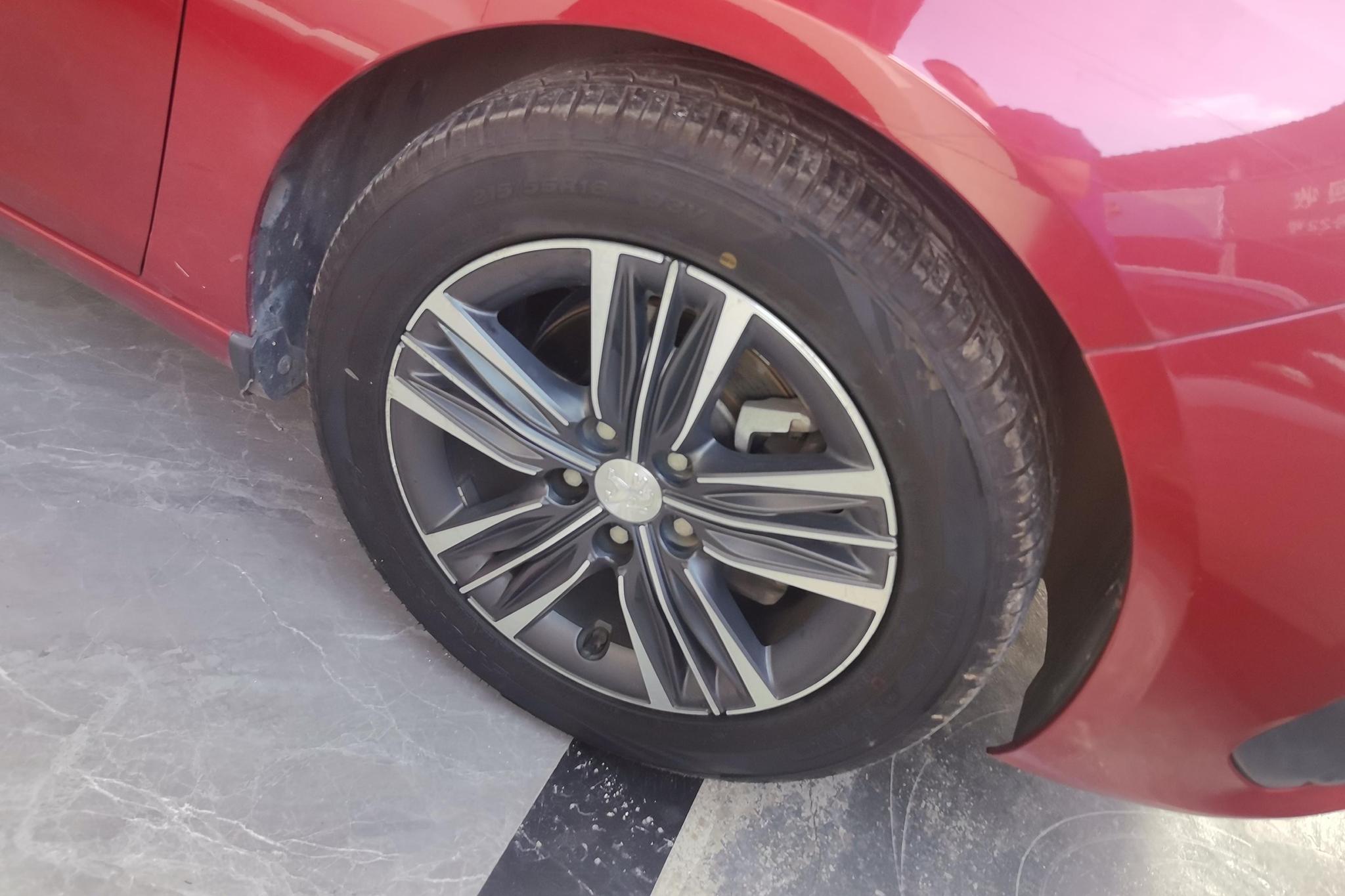 Peugeot 308 2016 230THP AT Luxury