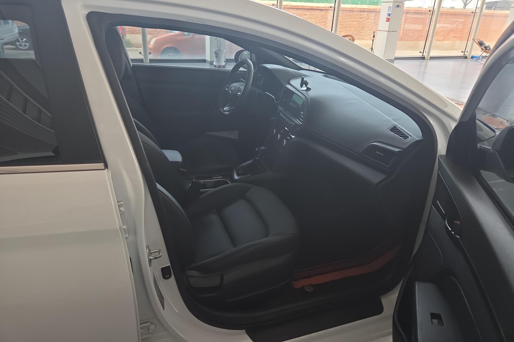 Hyundai Elantra 2019 1.4T DCT