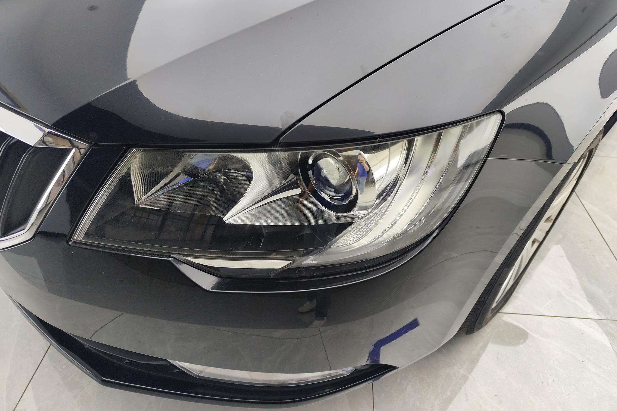 Skoda Superb 2013 1.4TSI DSG