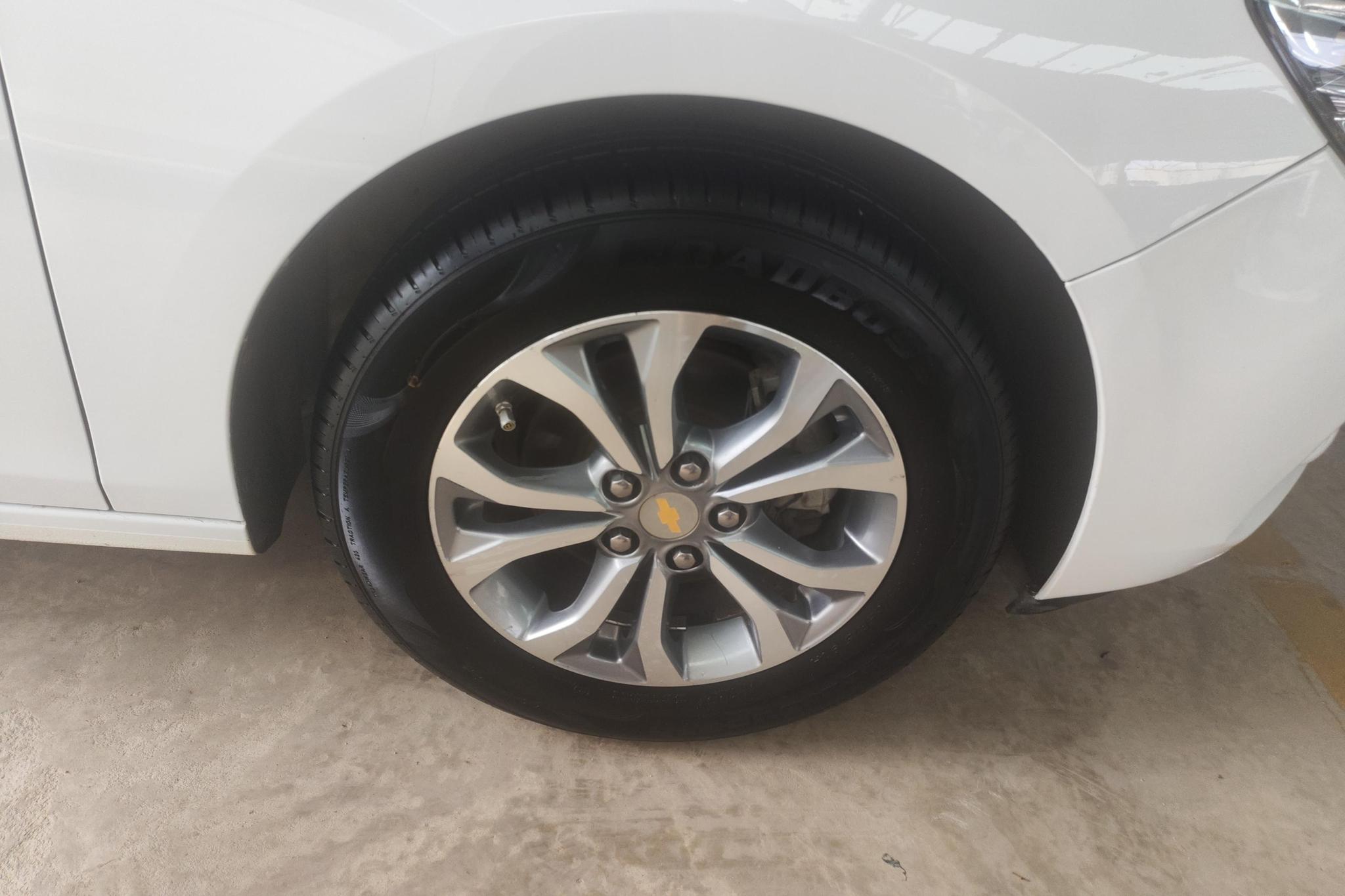 Chevrolet Cavalier 2019 320 AT