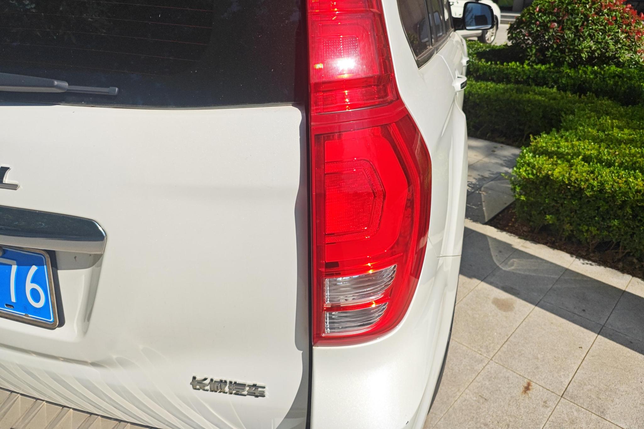 Haval H9 2022 2.0T Elite 5 мест