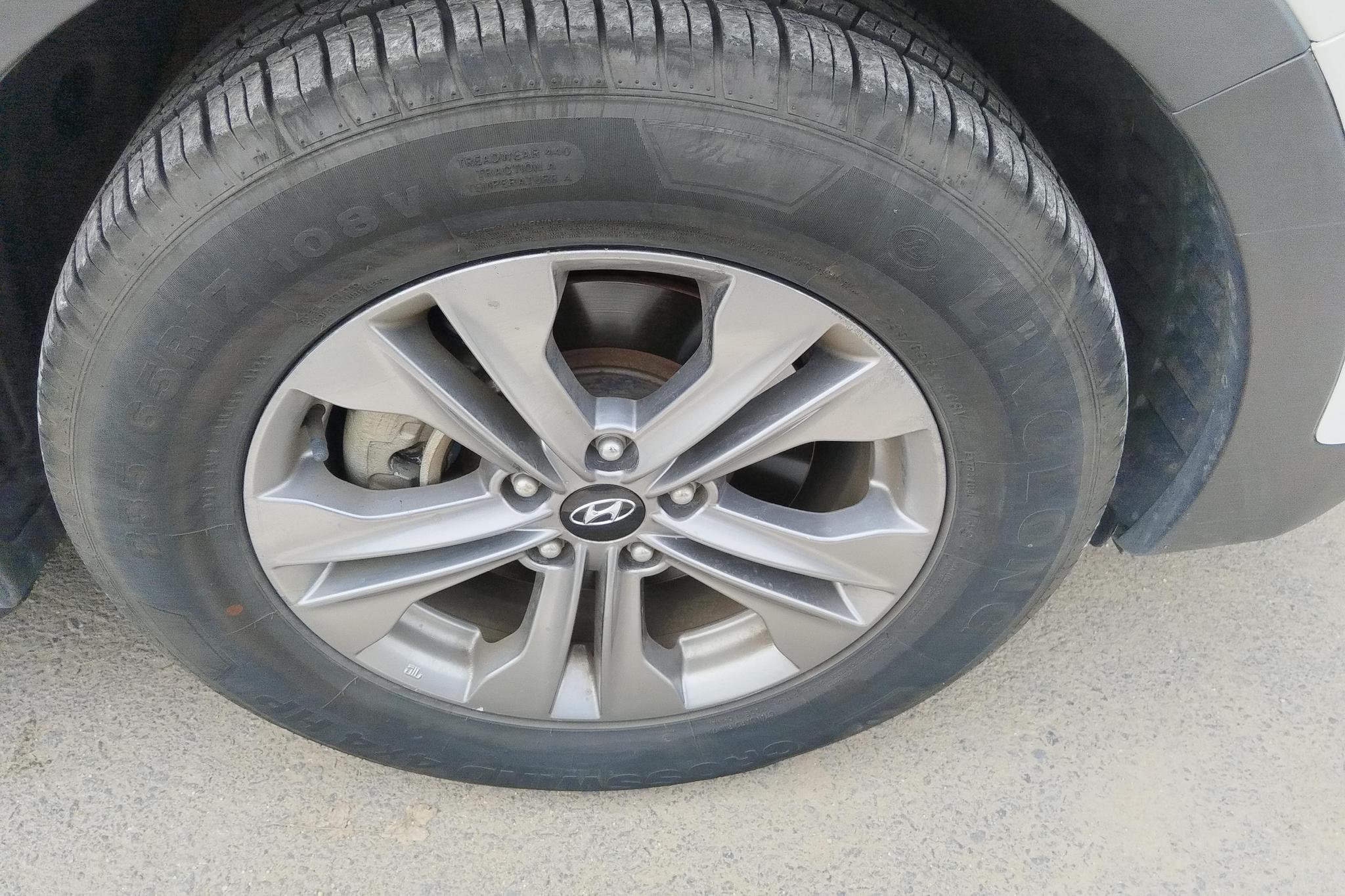 Hyundai Santa Fe 2015 2.0T AT 5 мест