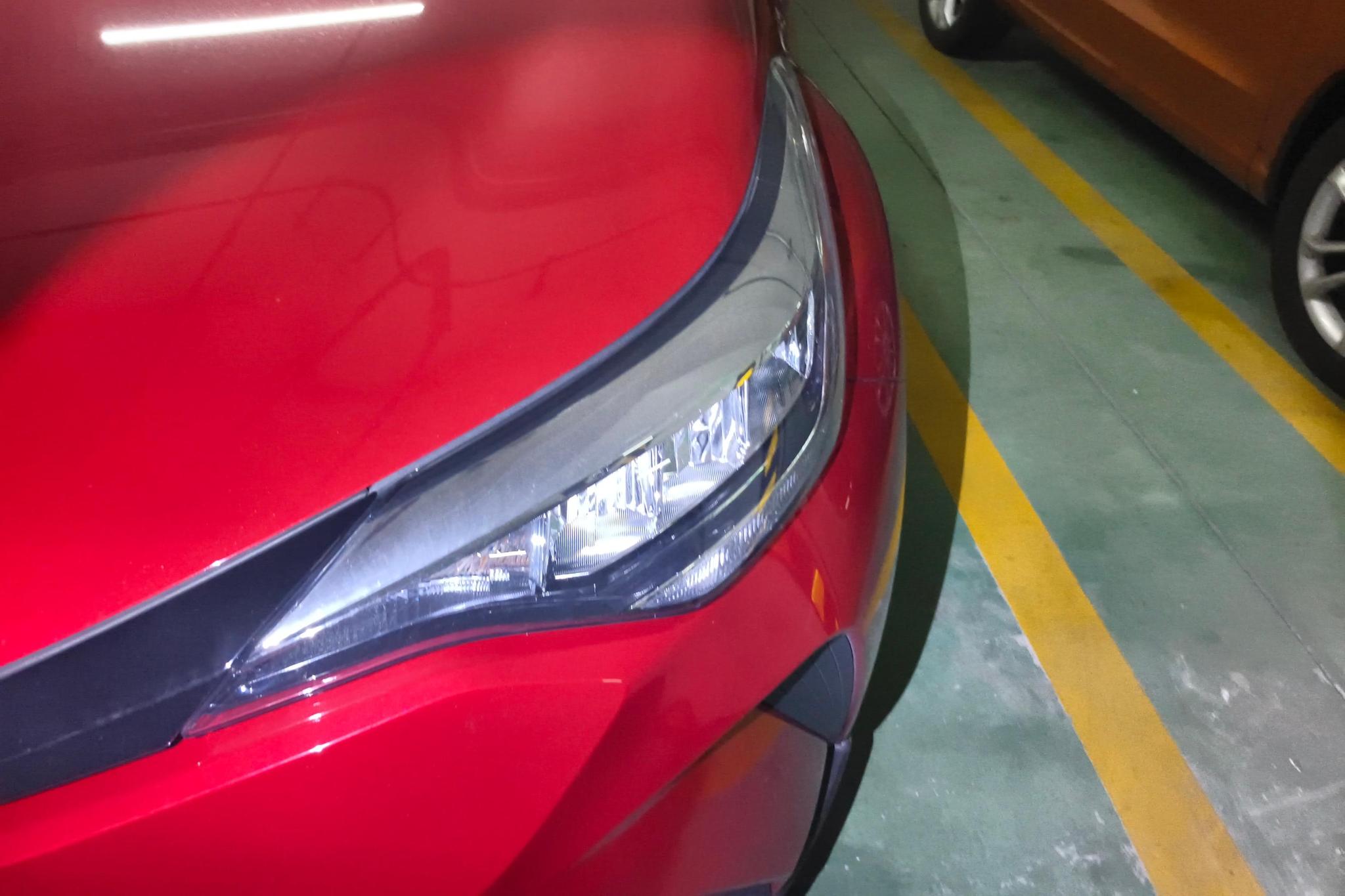 Toyota C-HR 2021 Красный из Китая, фото 5