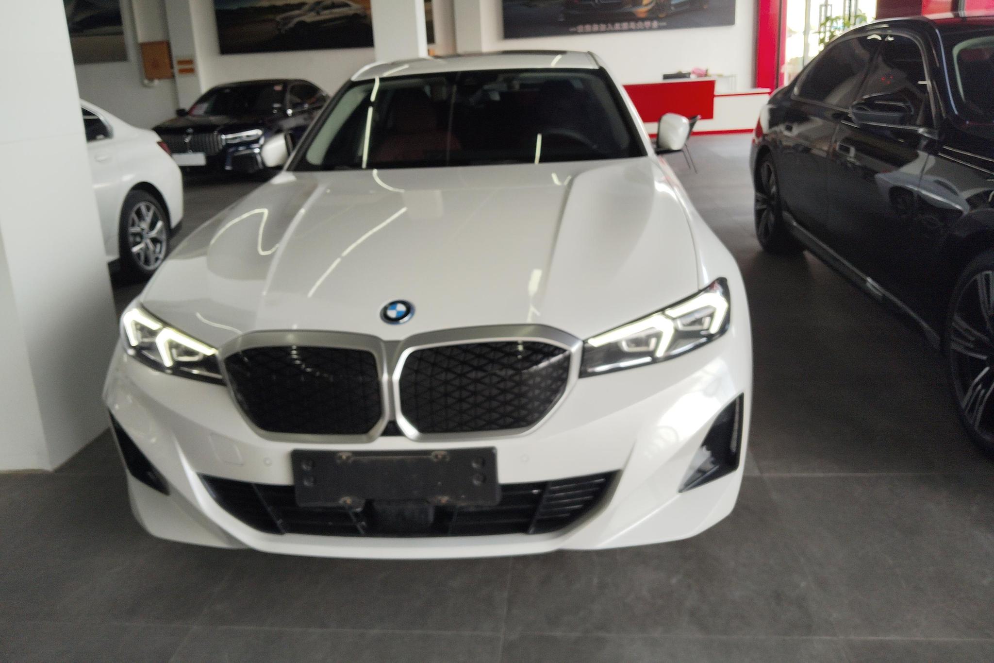 BMW i3 2025 eDrive35L